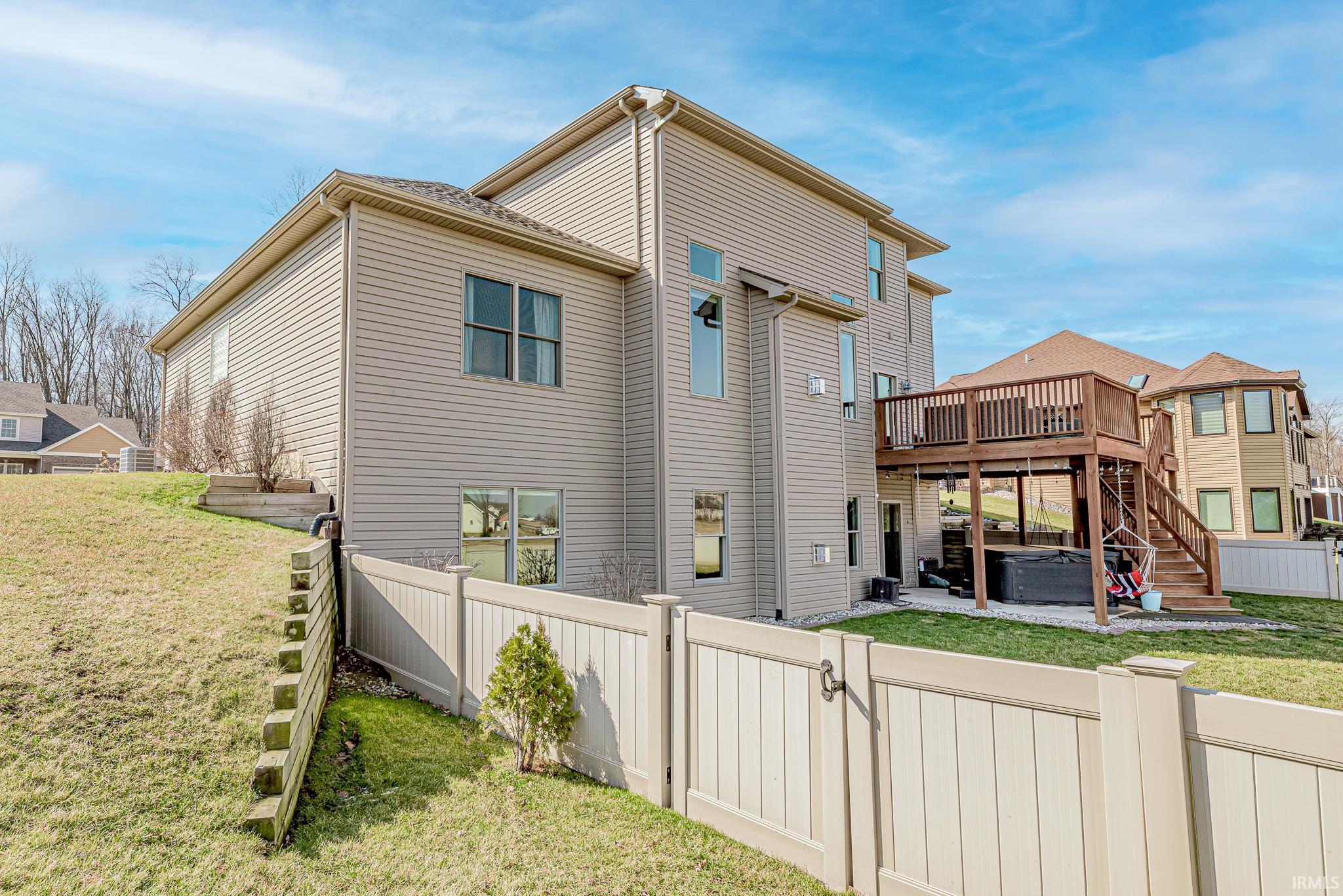 1398 W Glenwood Drive