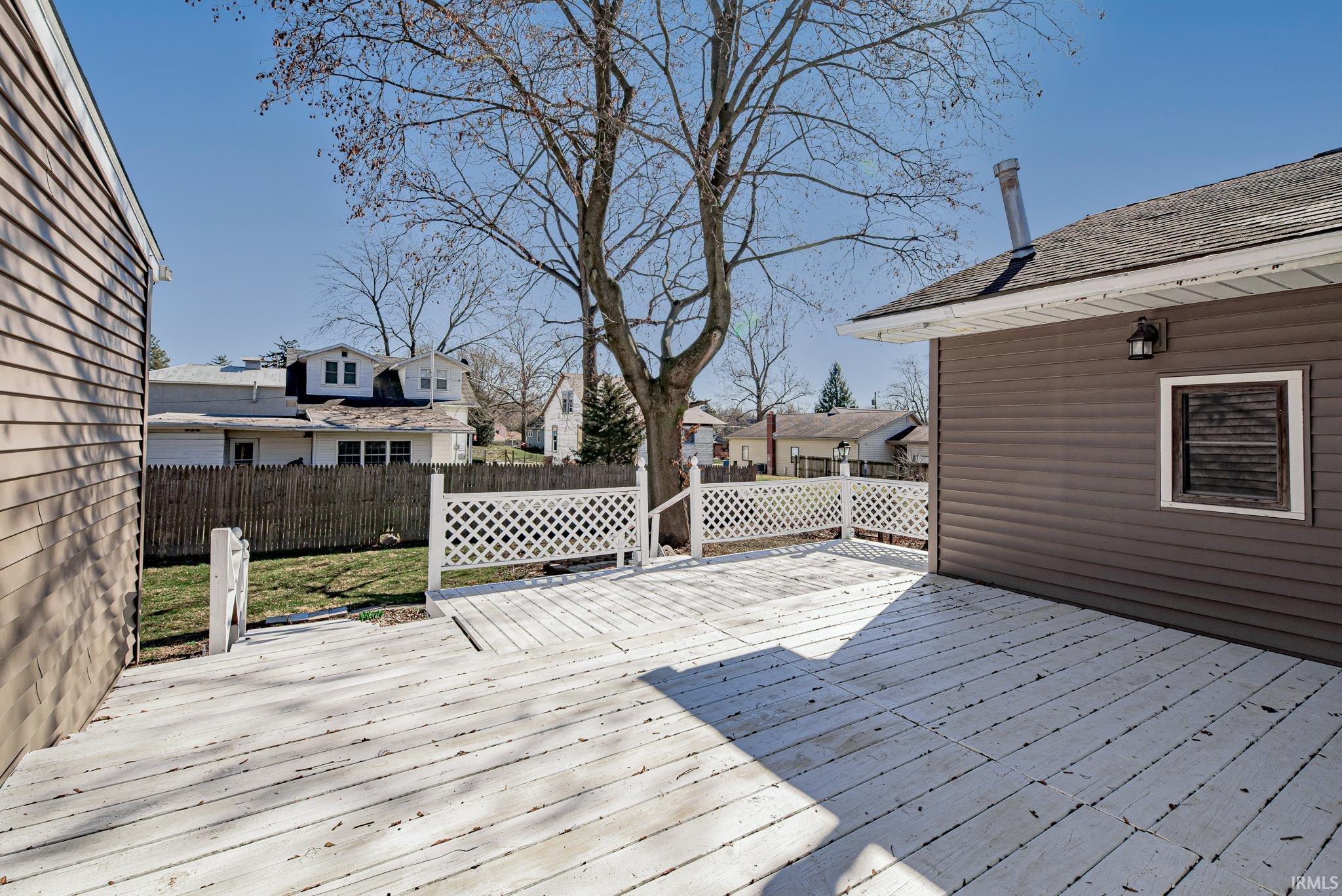 593 Anna Street