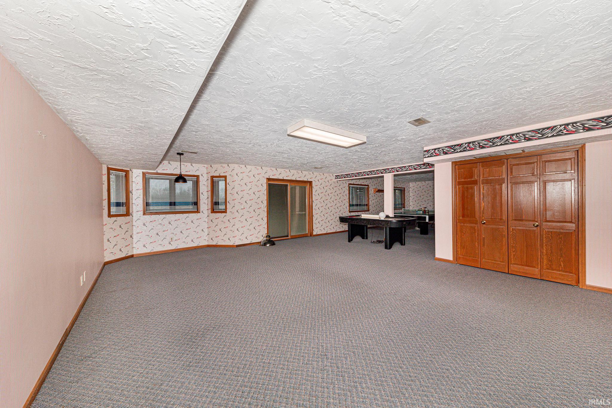 310 N COLUMBIA Parkway