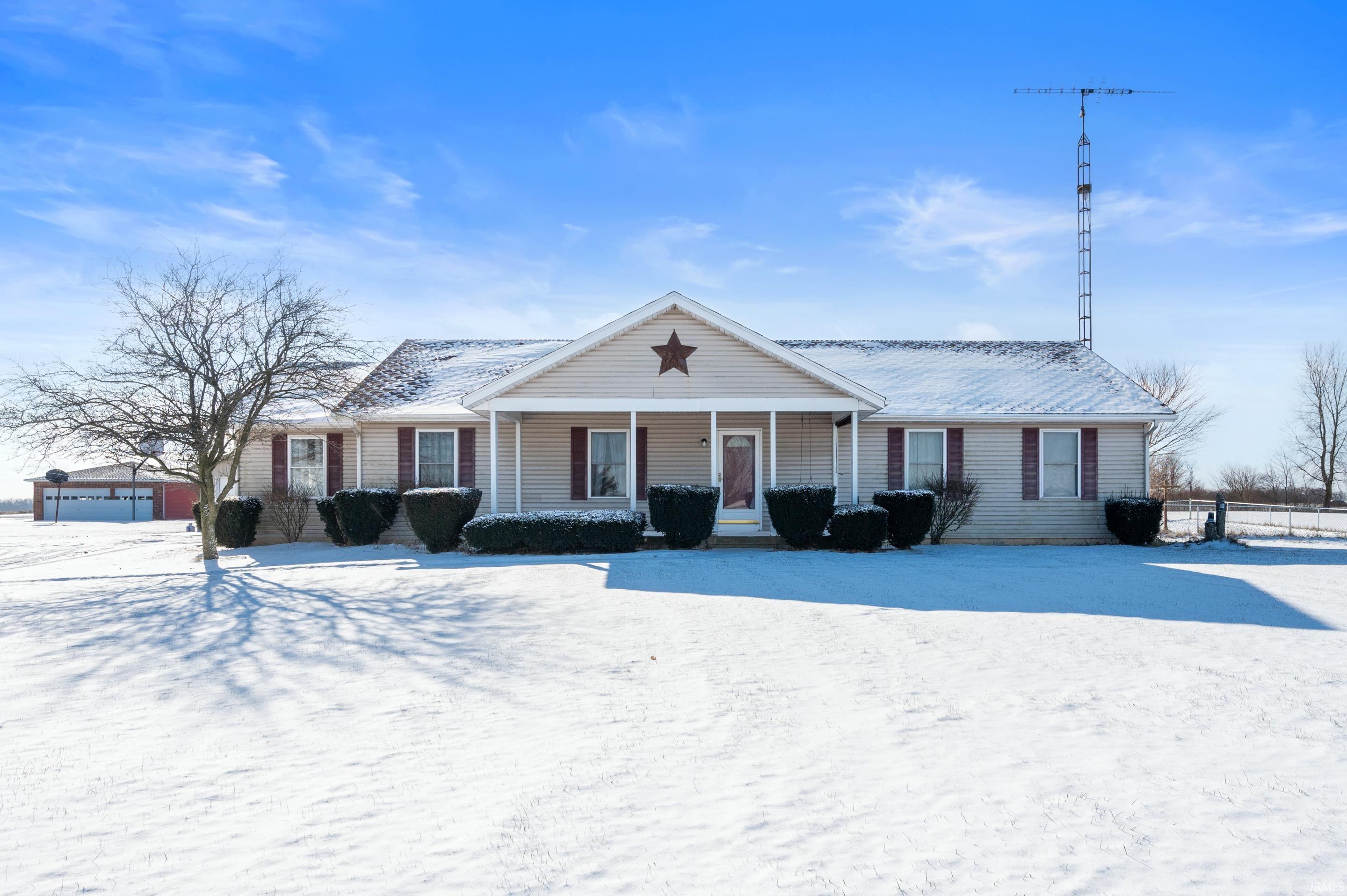 2151 Hopewell Road, Fountain City, IN 