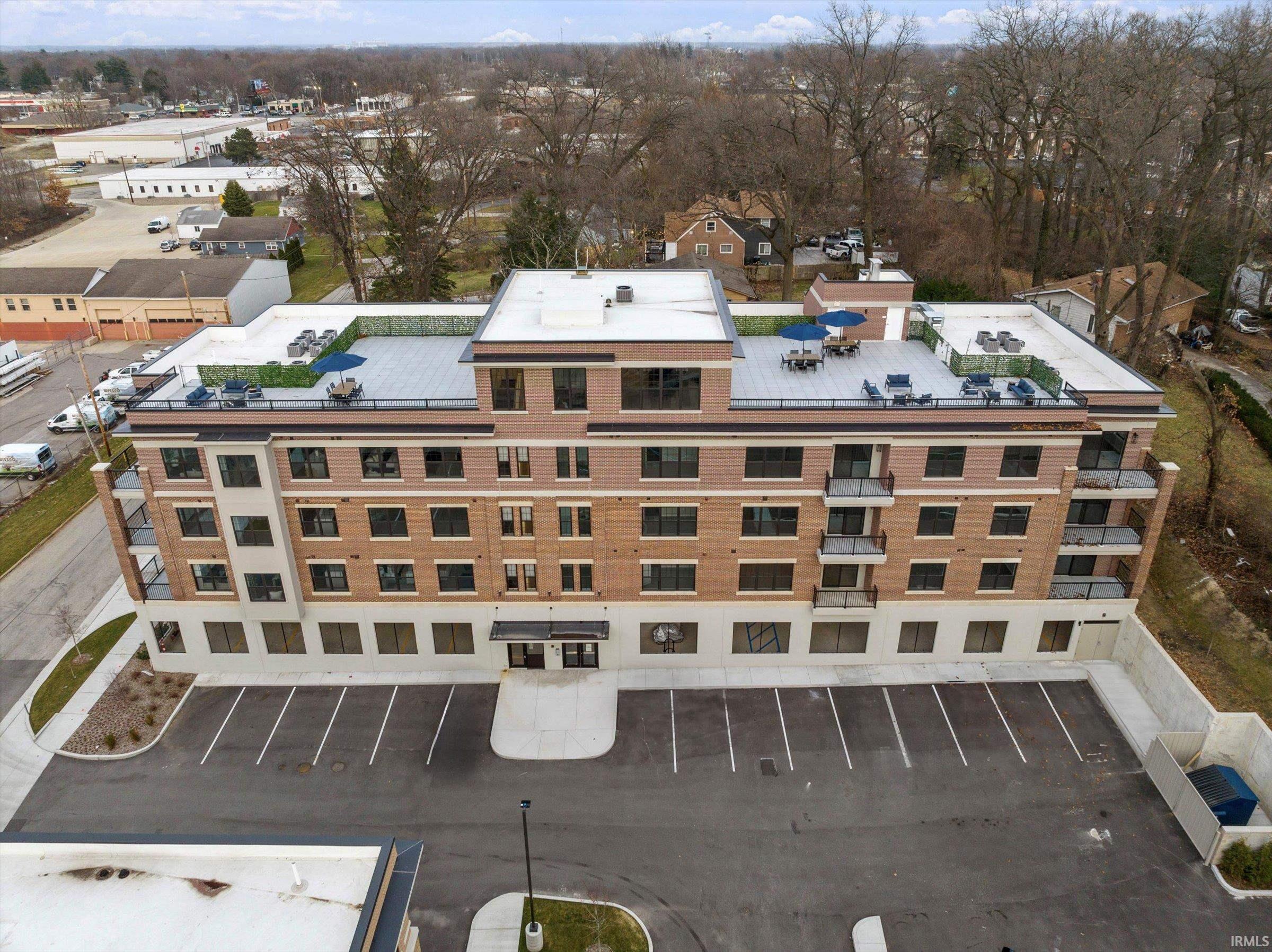 1740-202 E South Bend Avenue 202, South Bend, IN 