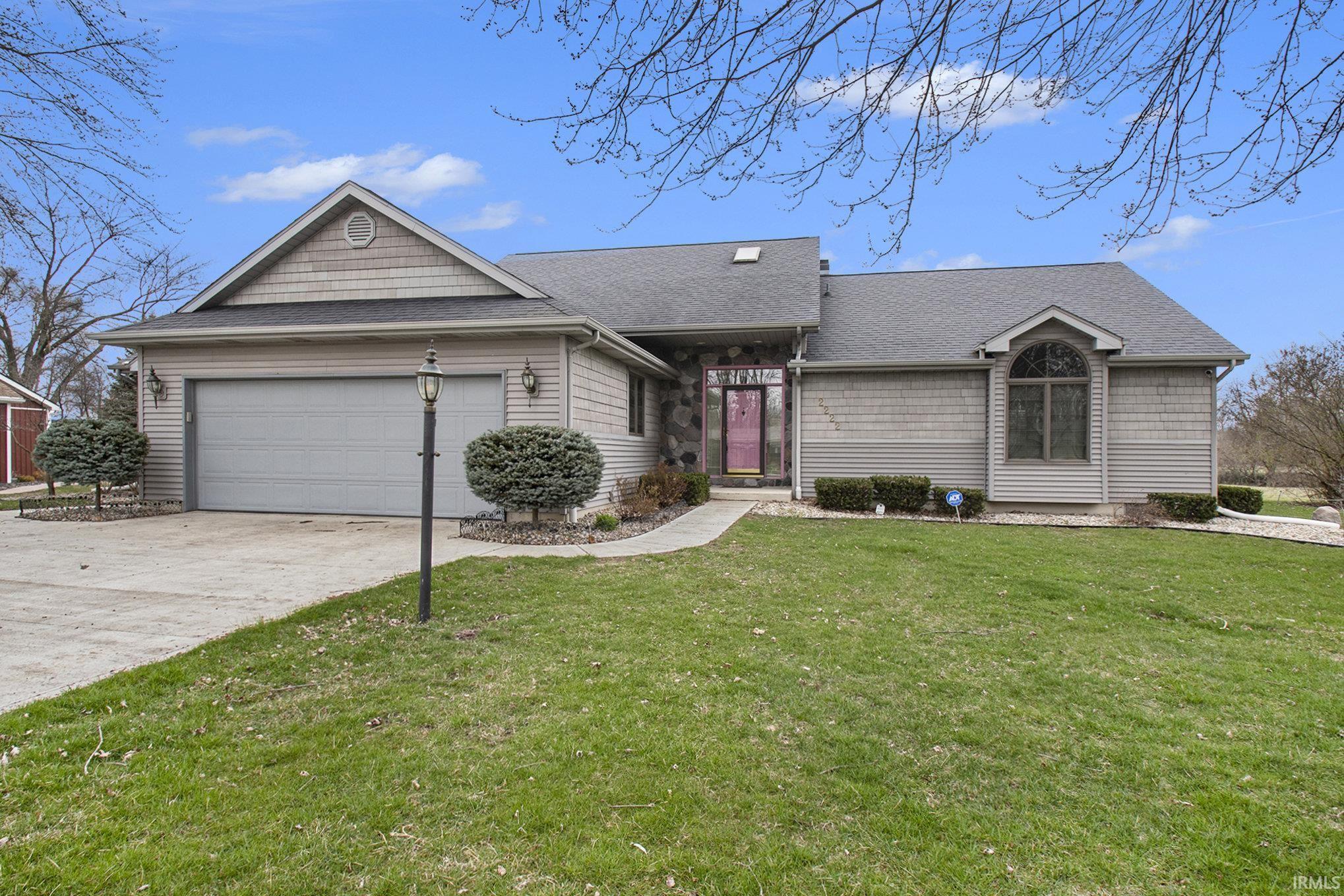 2222 Bluewater Drive, Warsaw, IN 