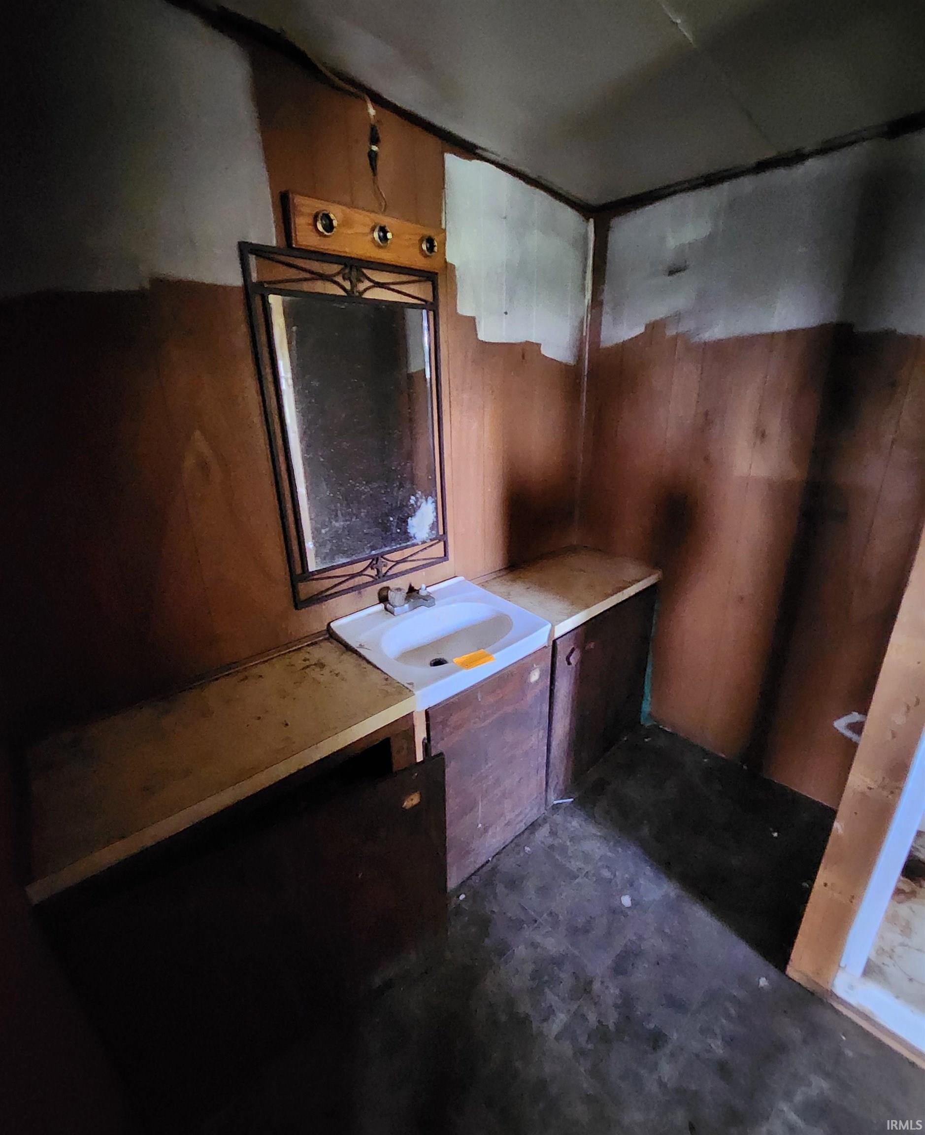 Hazleton Real Estate 1997 N County Road 825 Road IN 47640 29,900 202410655