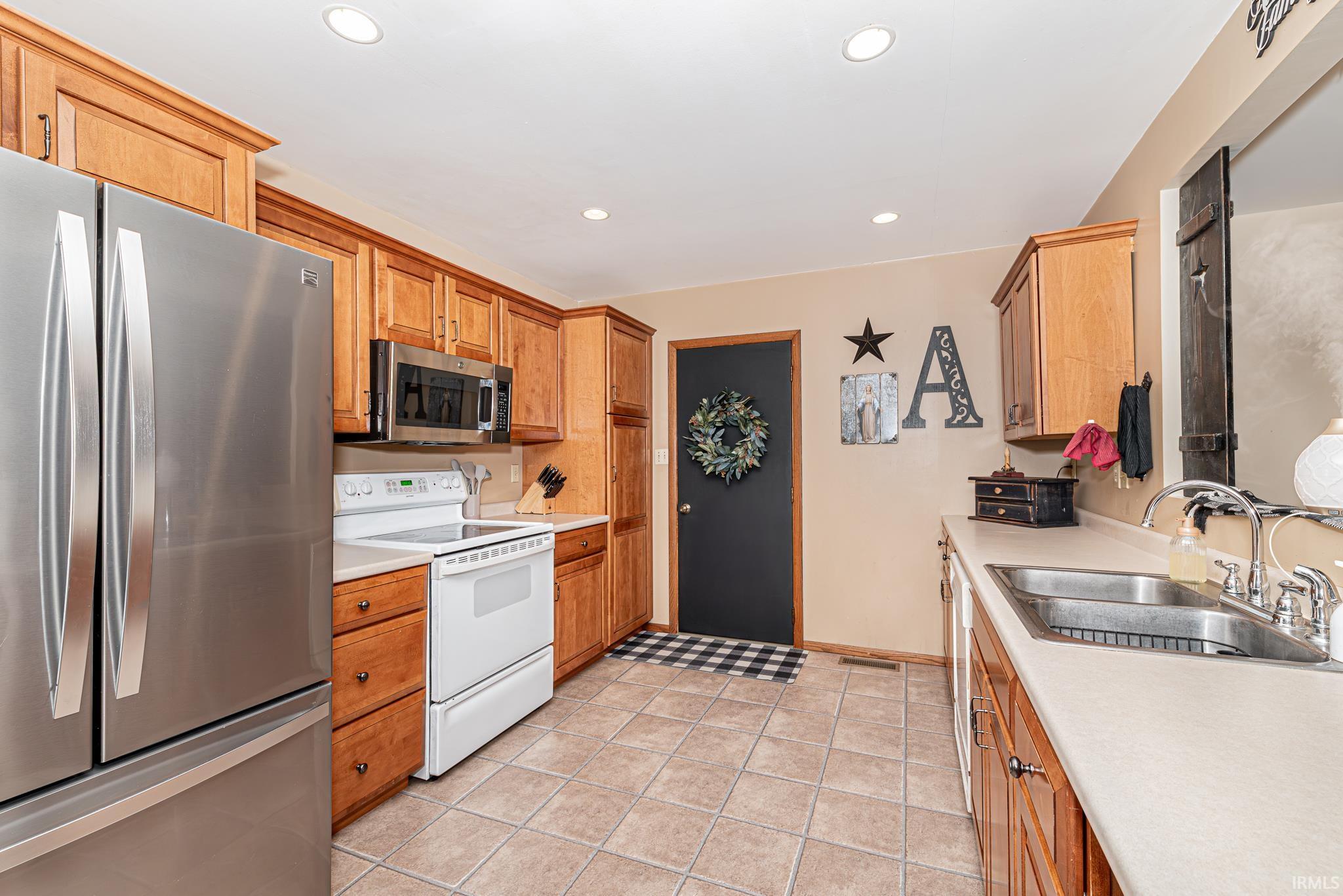 777 W Lincolnway