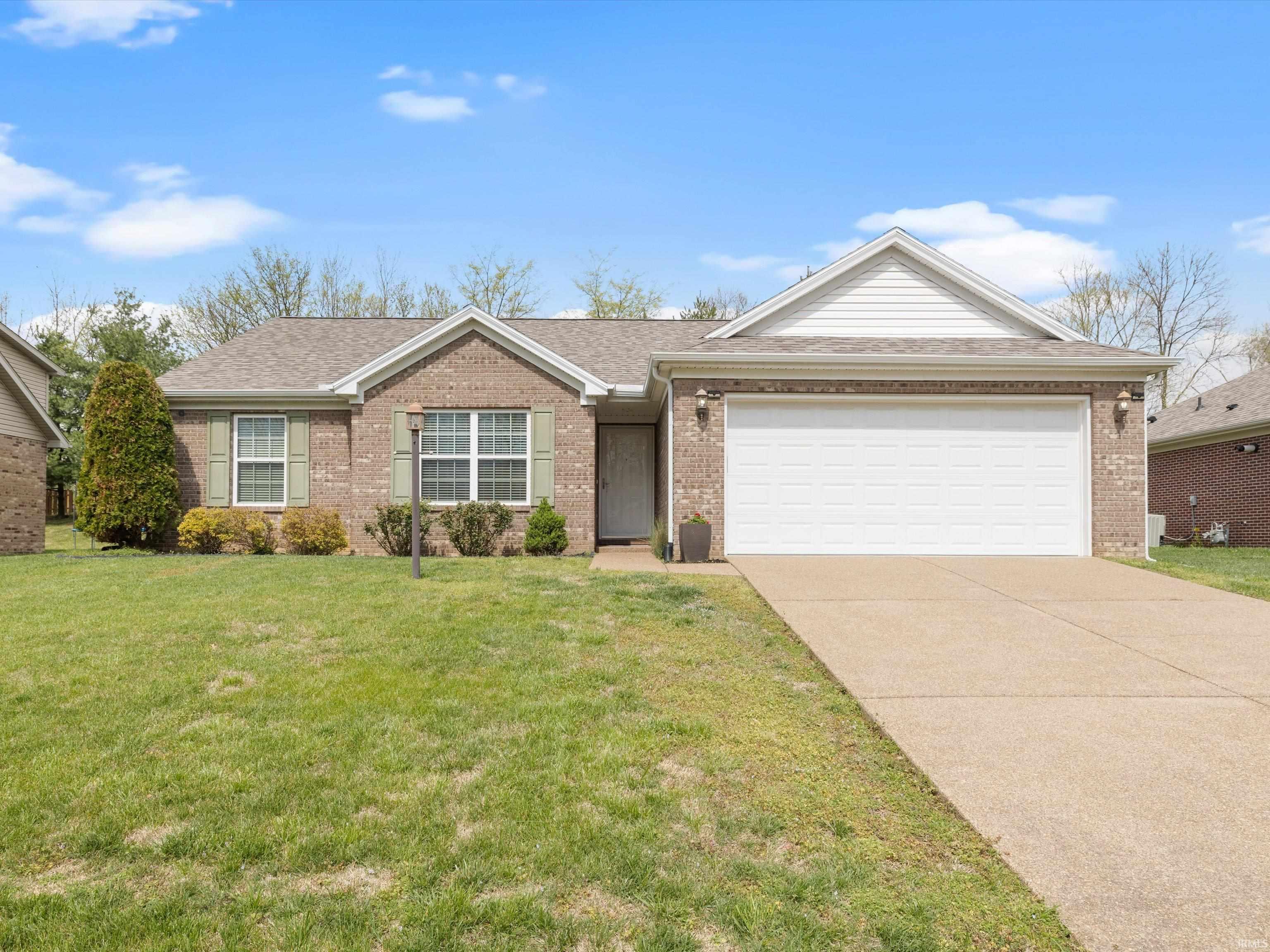 1018 Fawn Creek Drive, Evansville, IN 