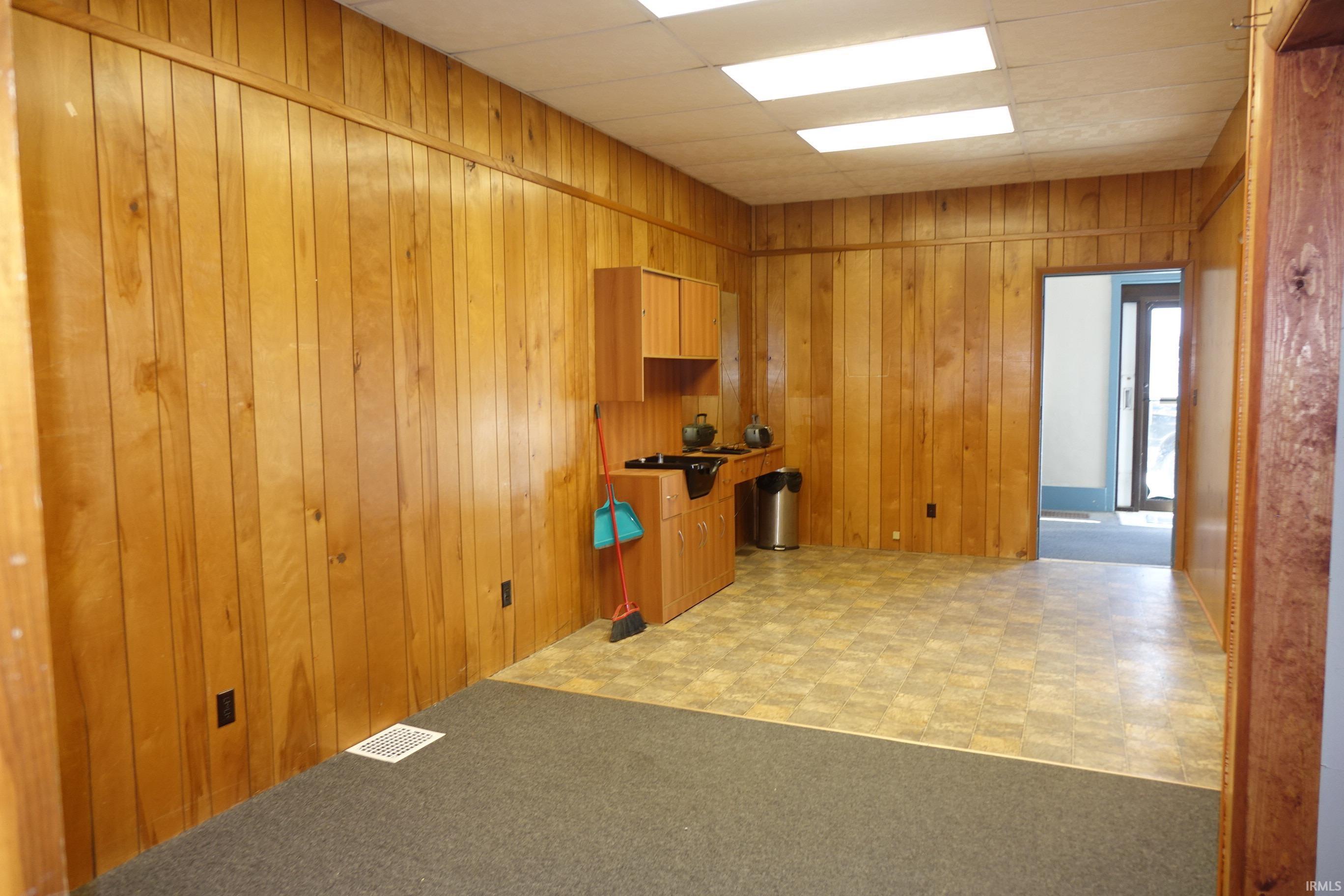 Photo 11 of 22 W Branson Street