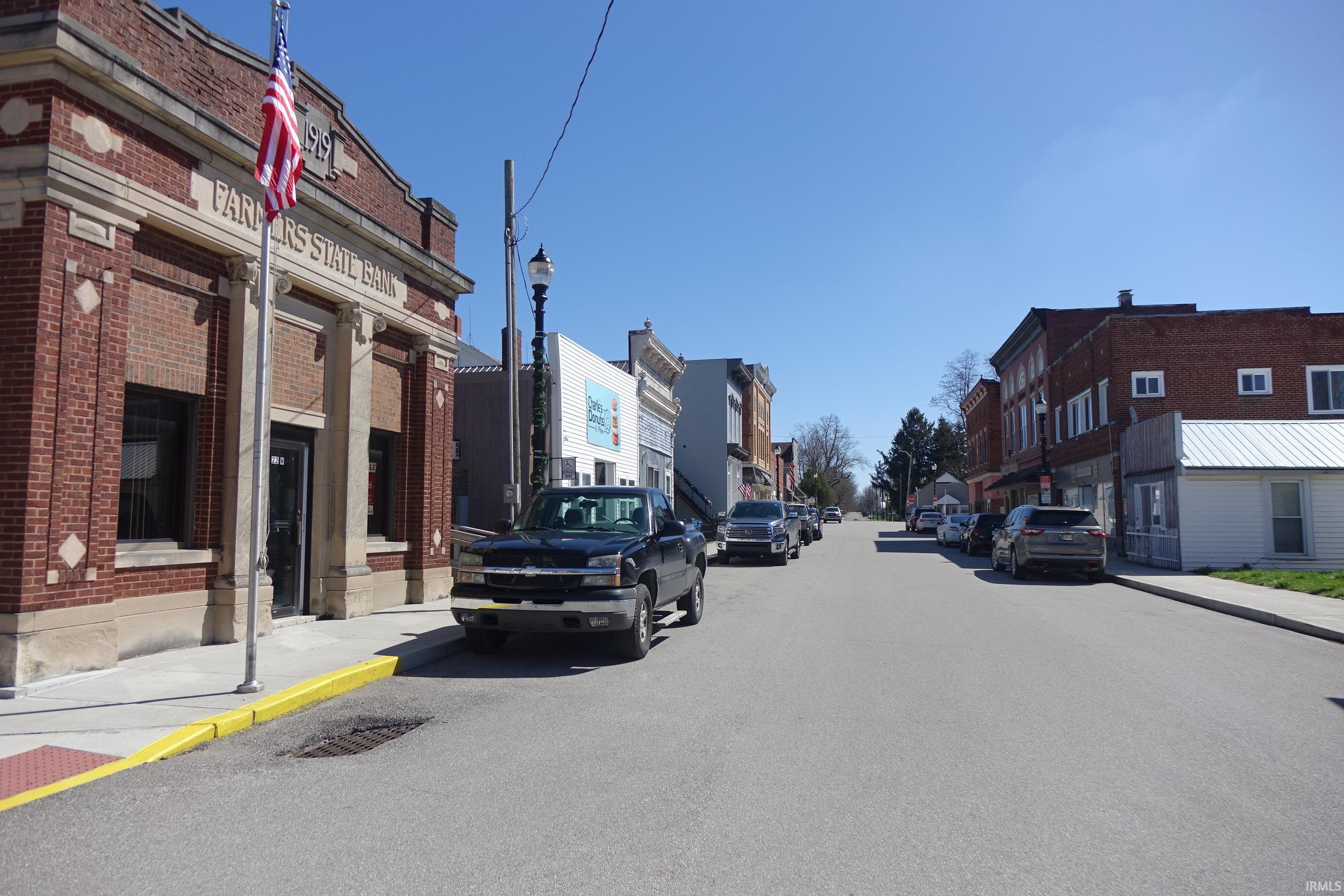 Photo 32 of 22 W Branson Street