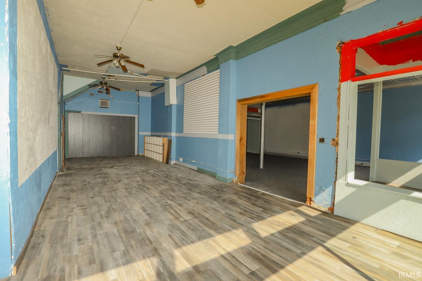 Photo 11 of 212 S Cavin Street