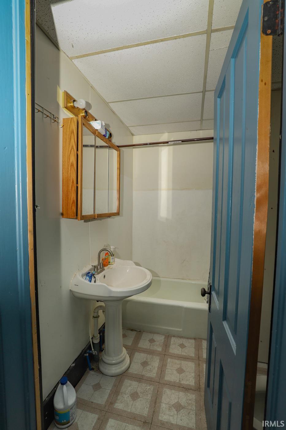 Photo 17 of 212 S Cavin Street