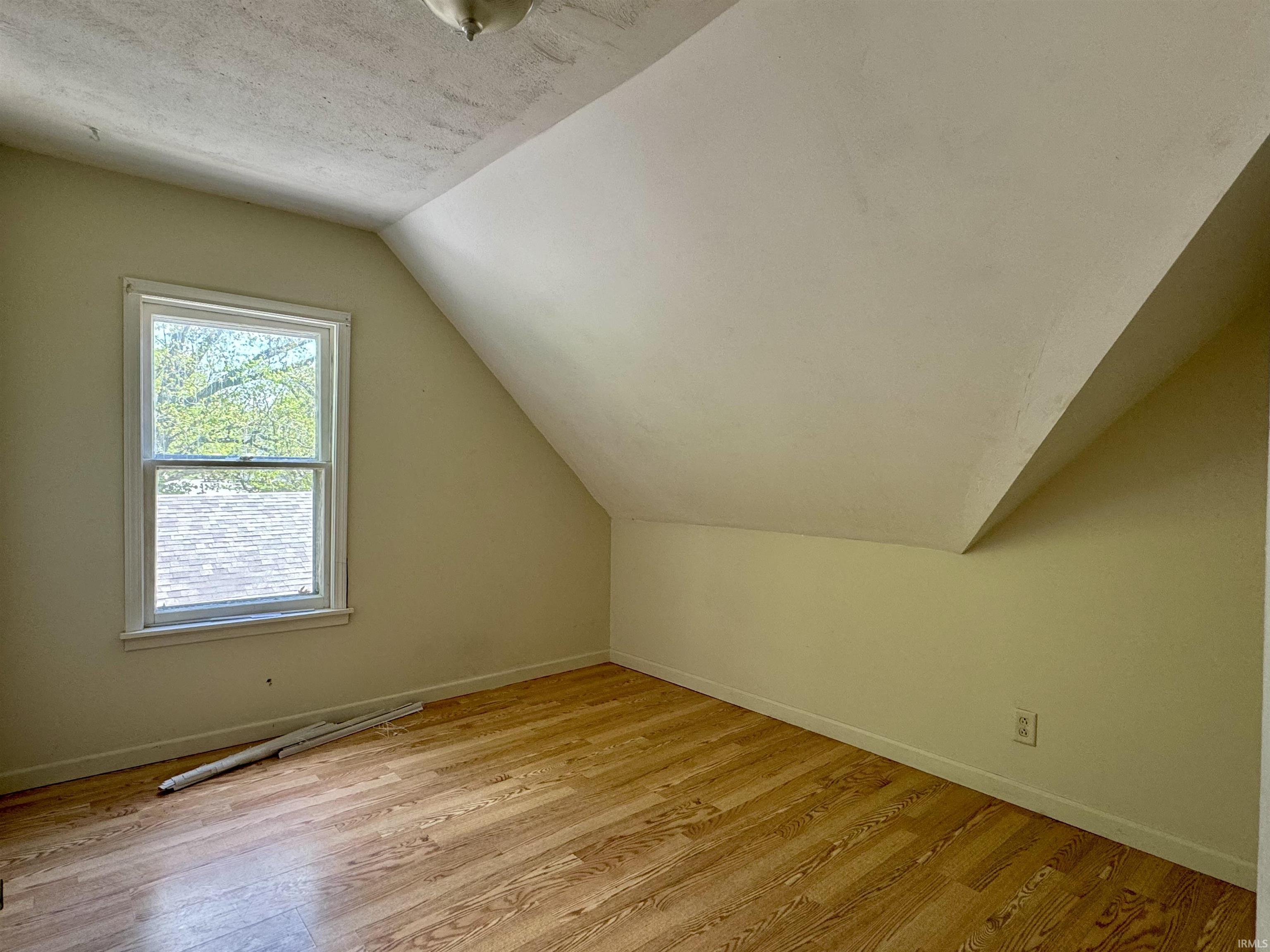 Photo 20 of 901 N Walnut Street