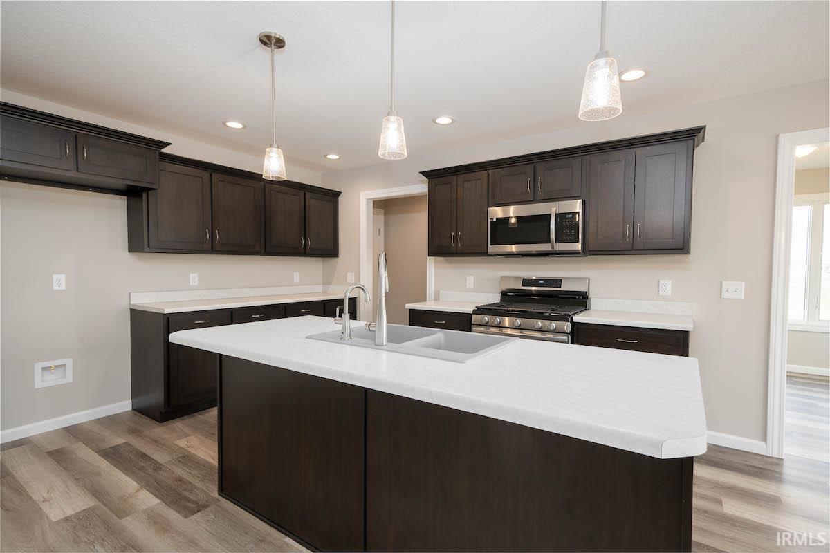 Photo 4 of 1031 Zenos Boulevard