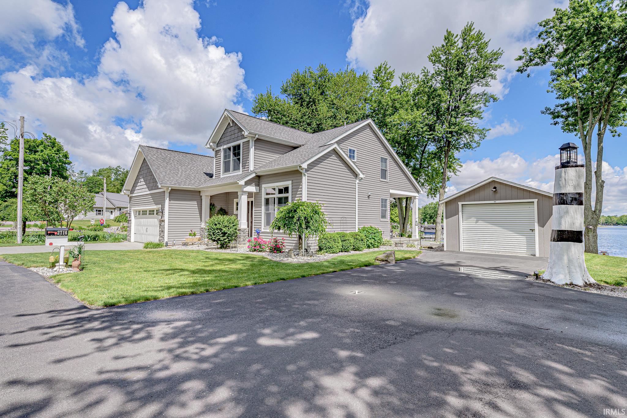 2716 W 700 North