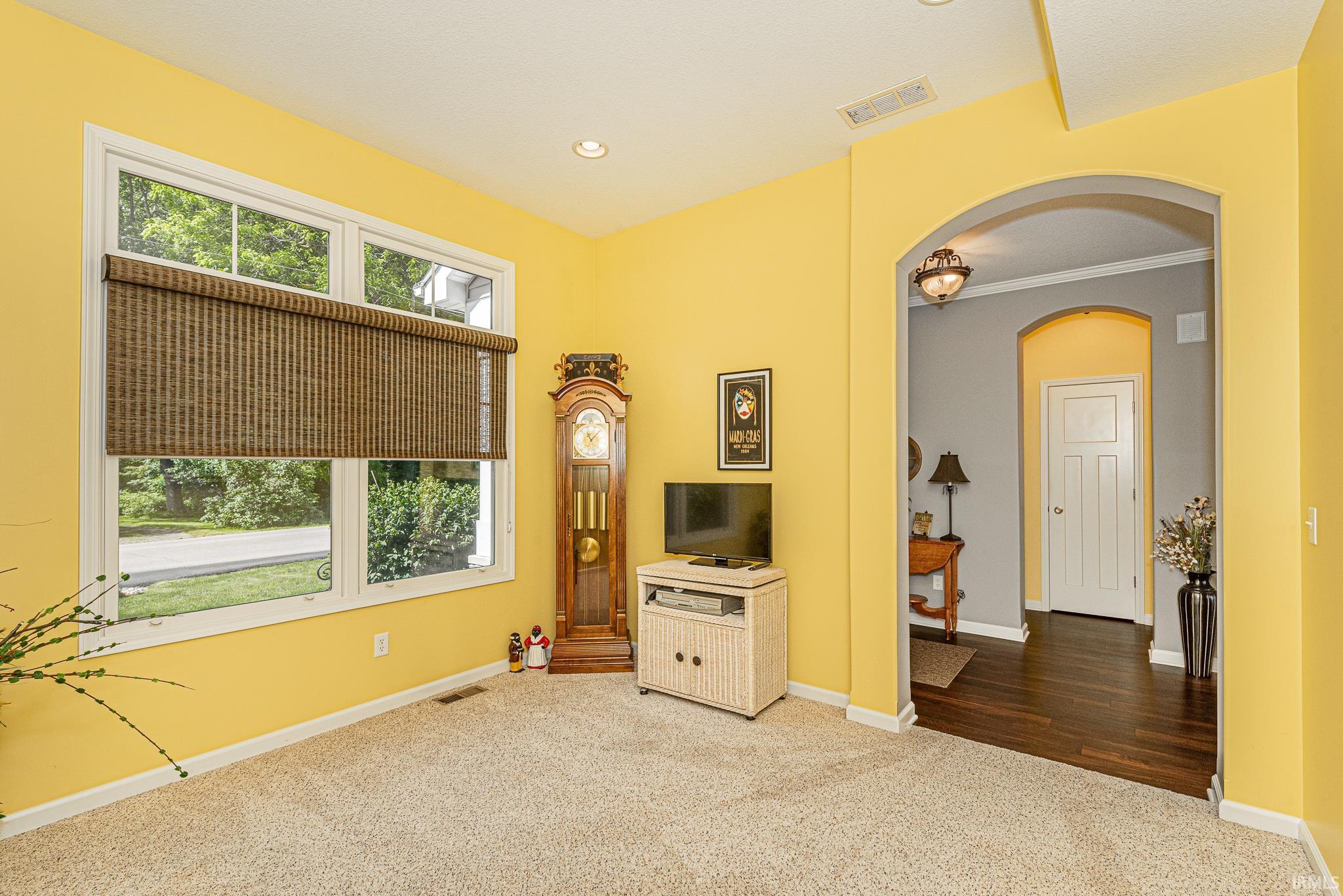 2716 W 700 North