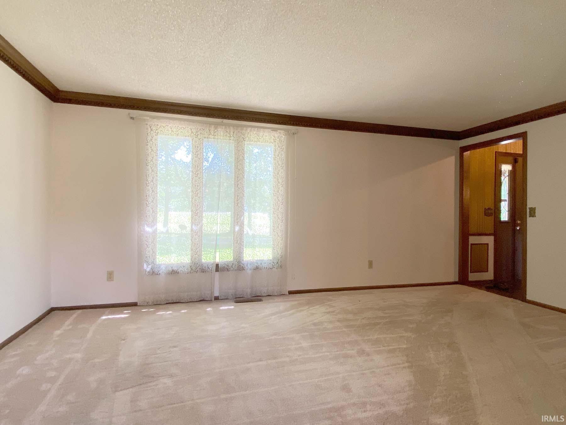 1536 W Business 30