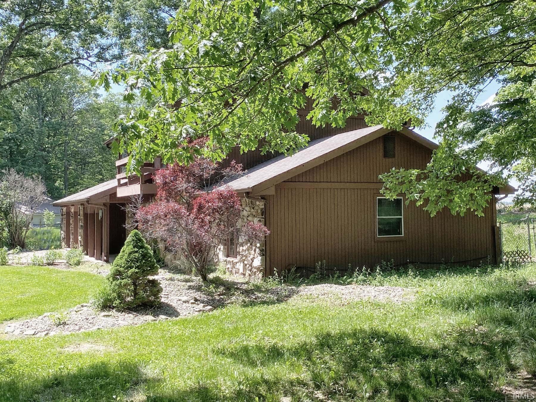 1536 W Business 30