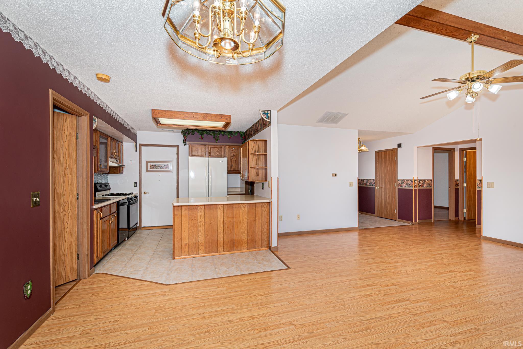 608 Fairview Court