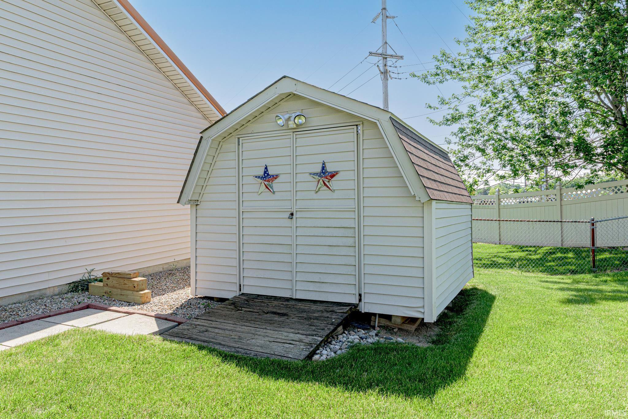 608 Fairview Court