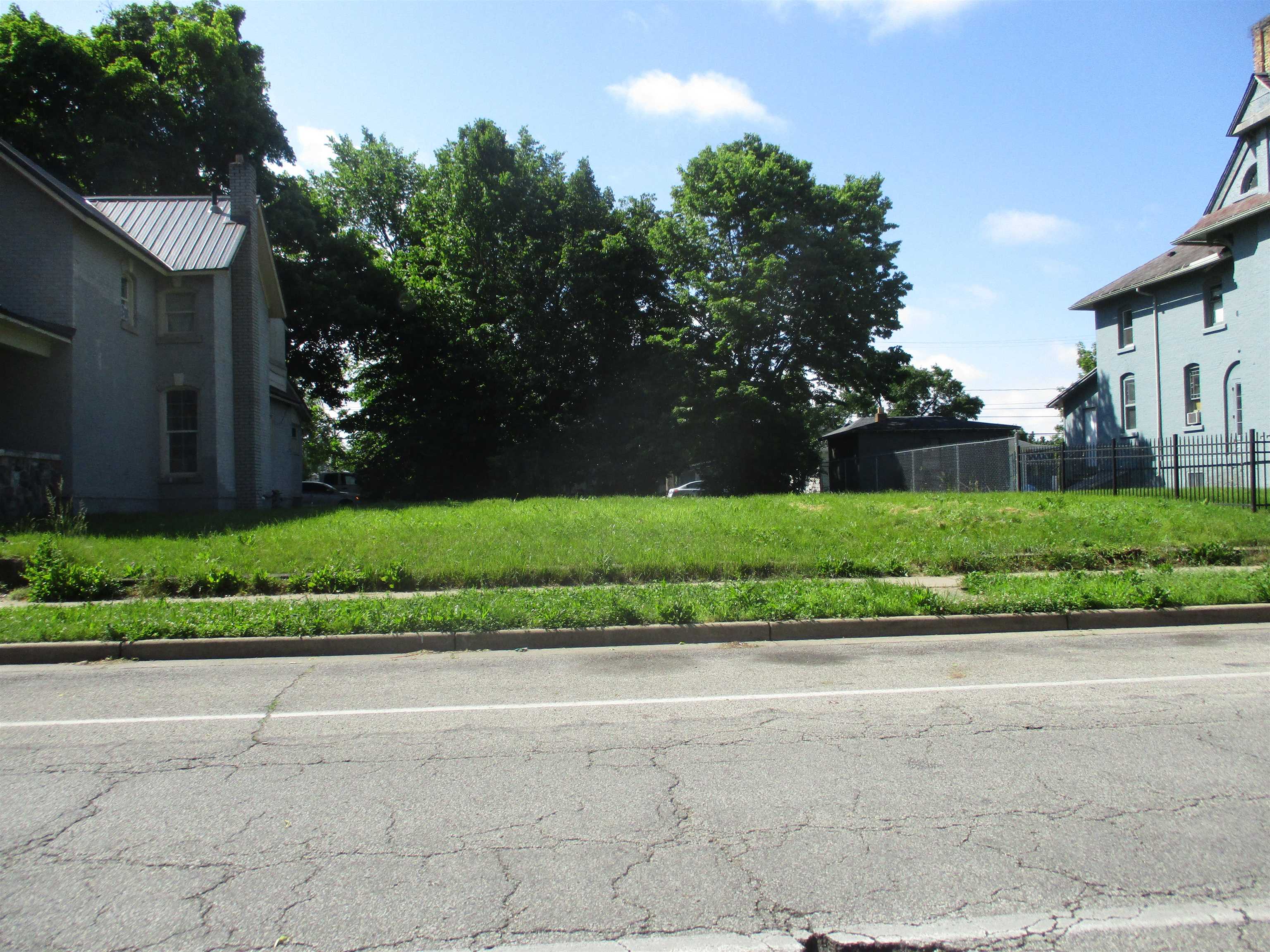 Photo 1 of 523 Marion Street