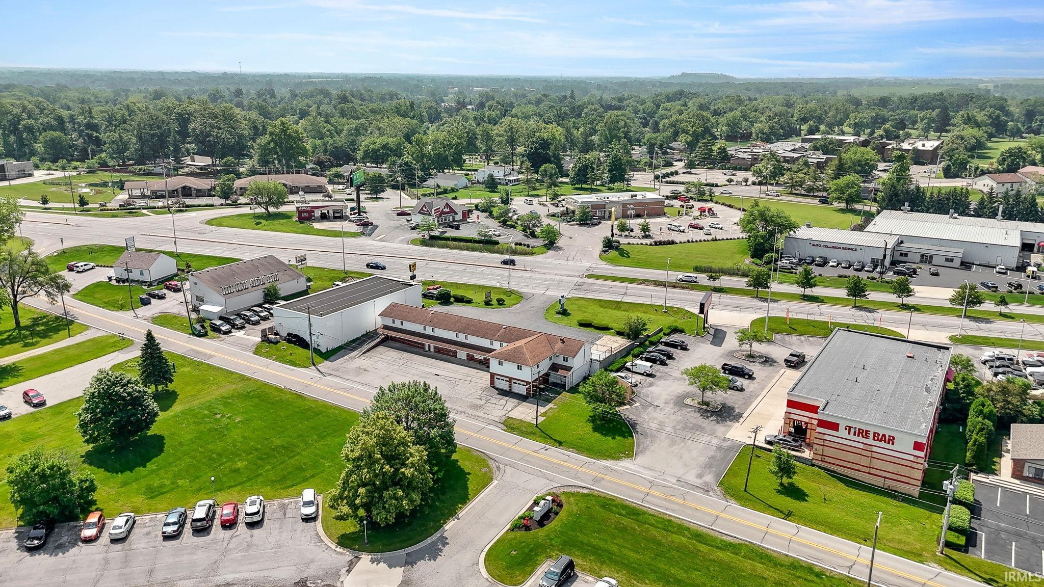 Photo 17 of 5634 W Jefferson Boulevard