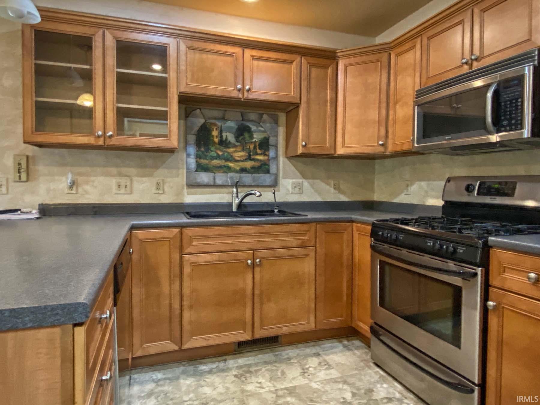 12 N Firestone Court