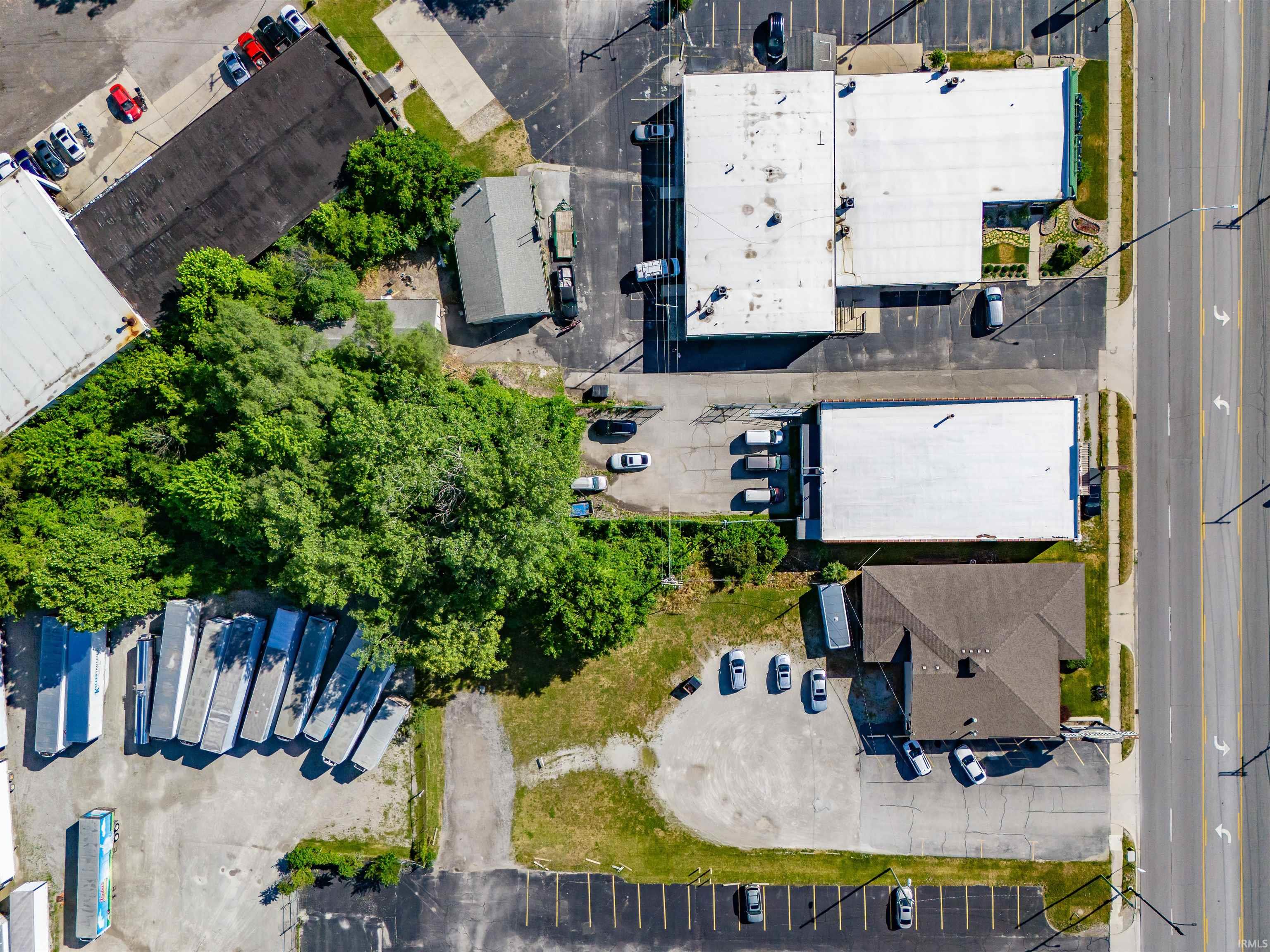 Photo 12 of 3539 N Clinton Street
