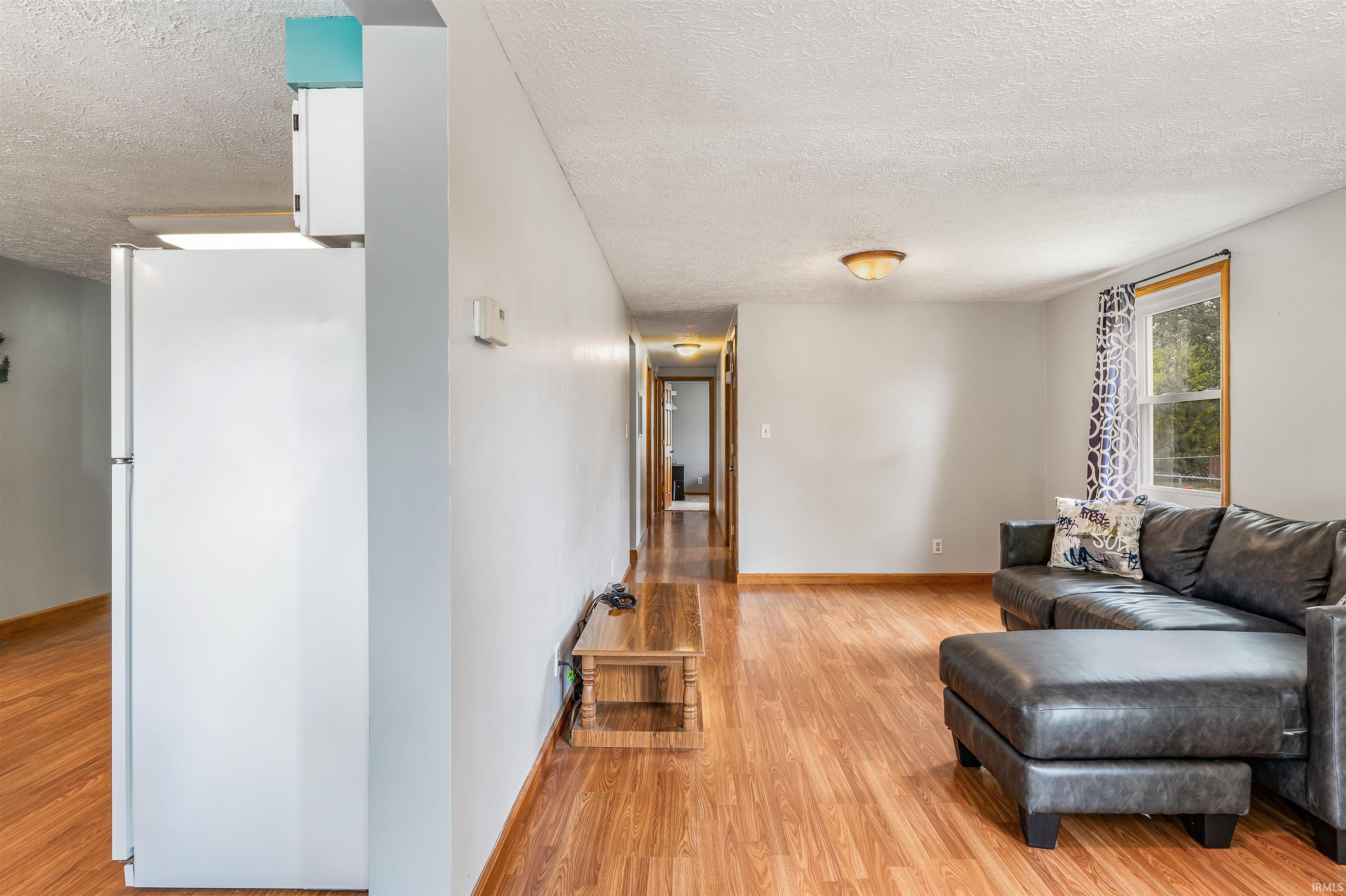 414 W Columbia Parkway