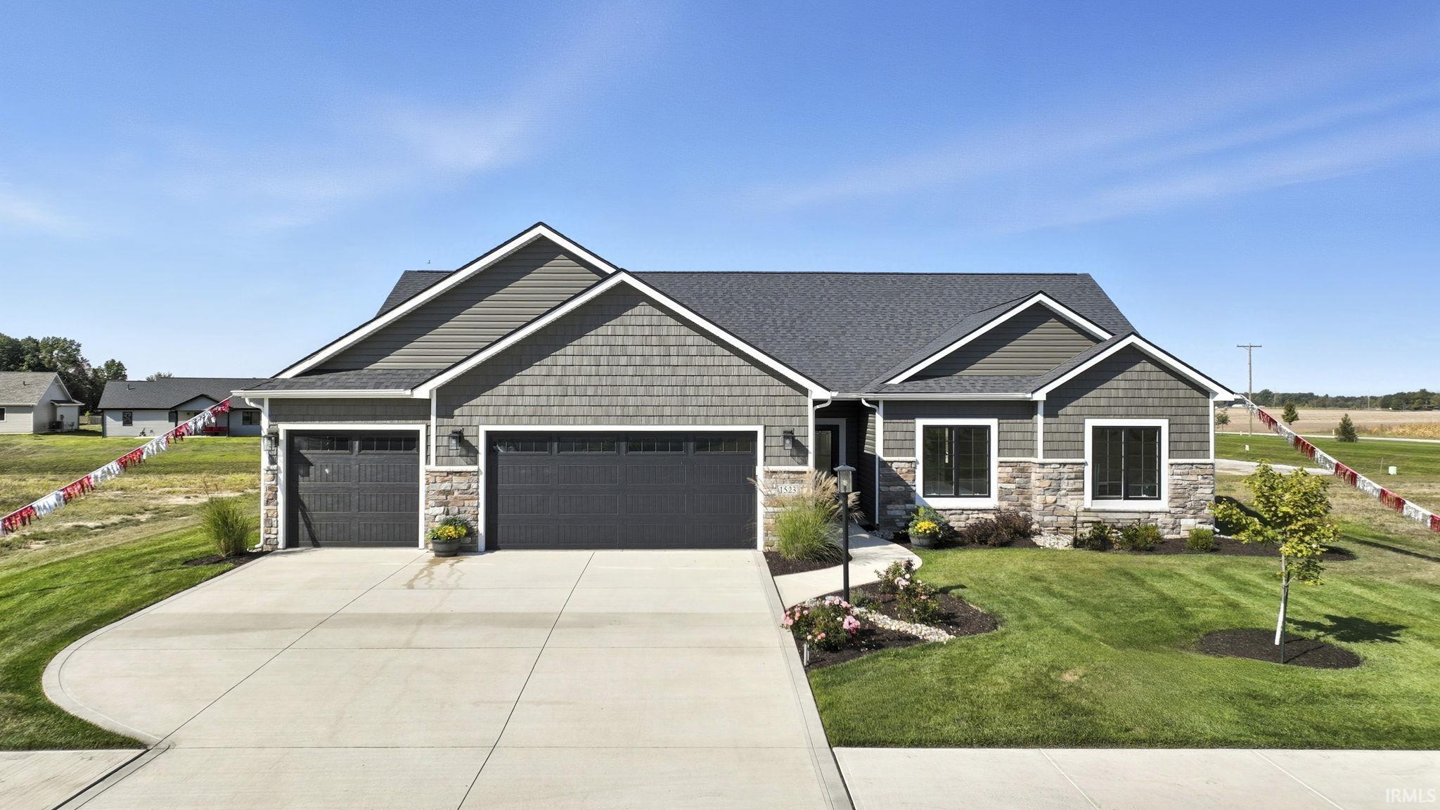 Photo 10 of 1523 McLaren Boulevard