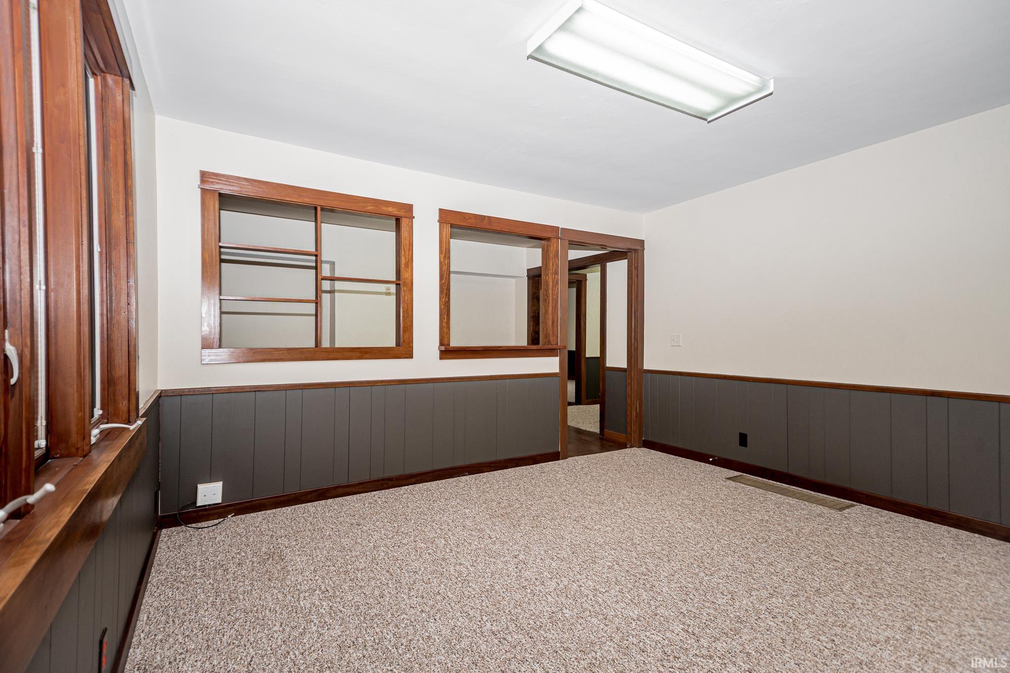 206 State Rd 930