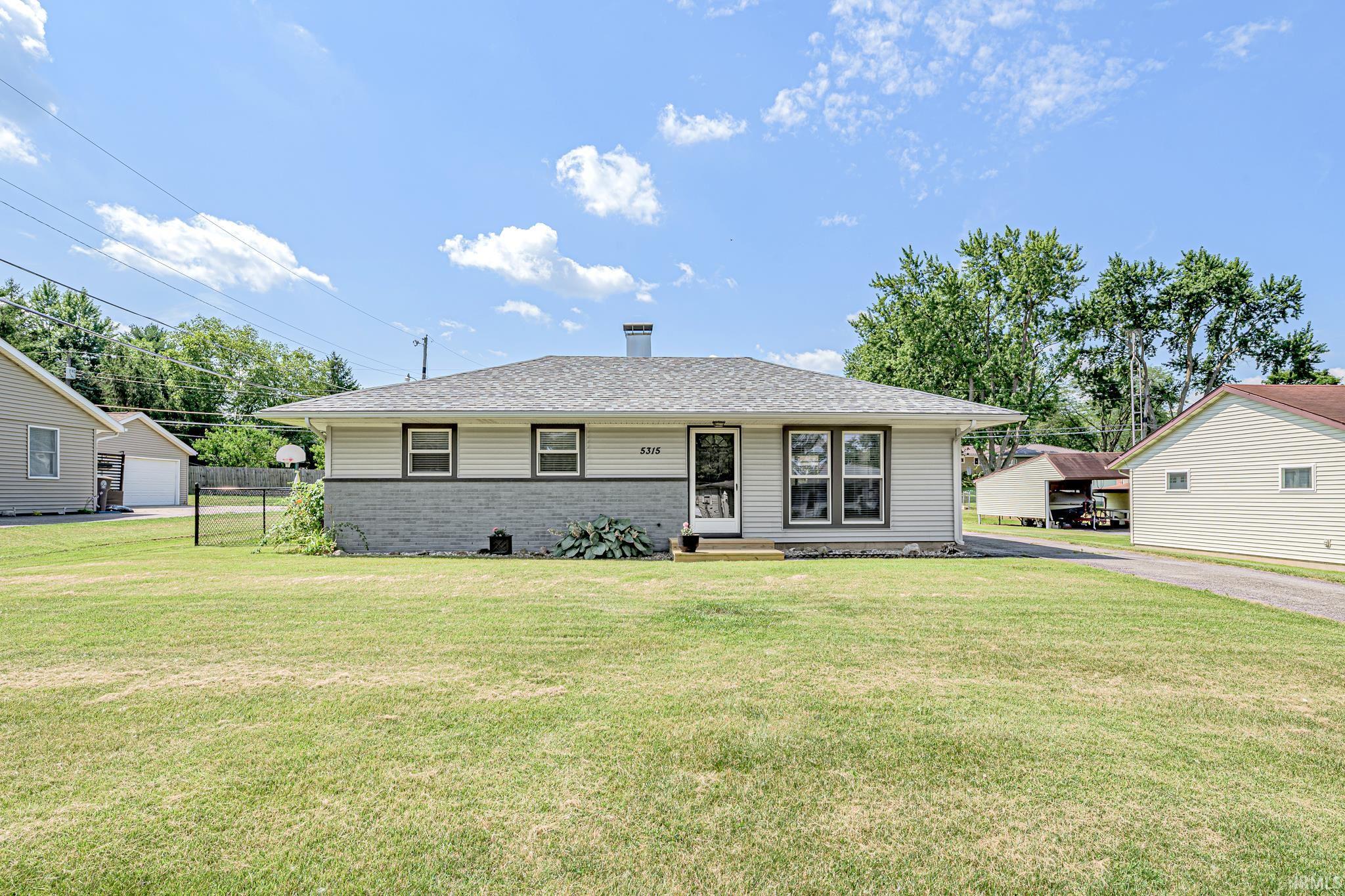 5315 Crandon Lane