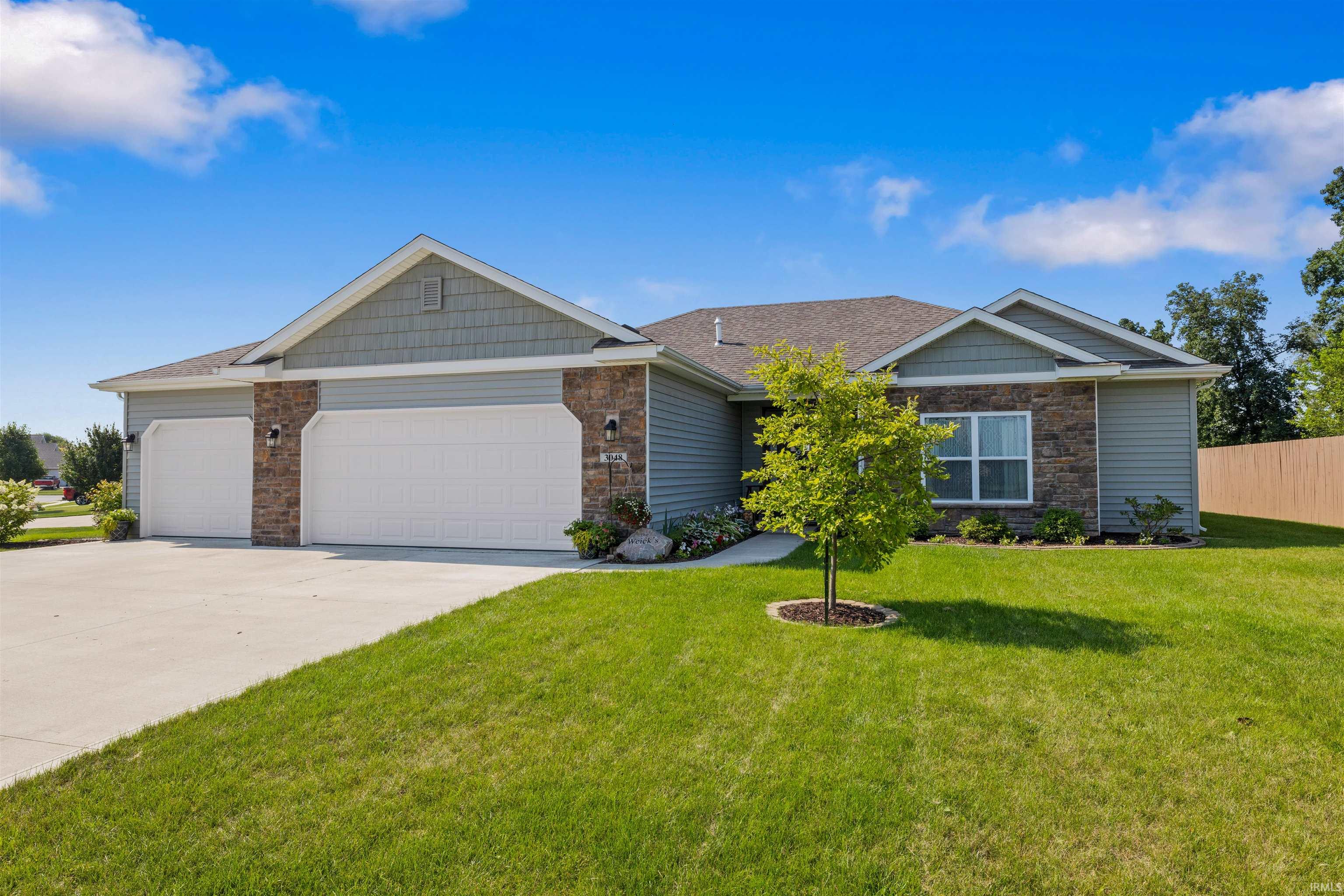 3048 E Pickett Lane