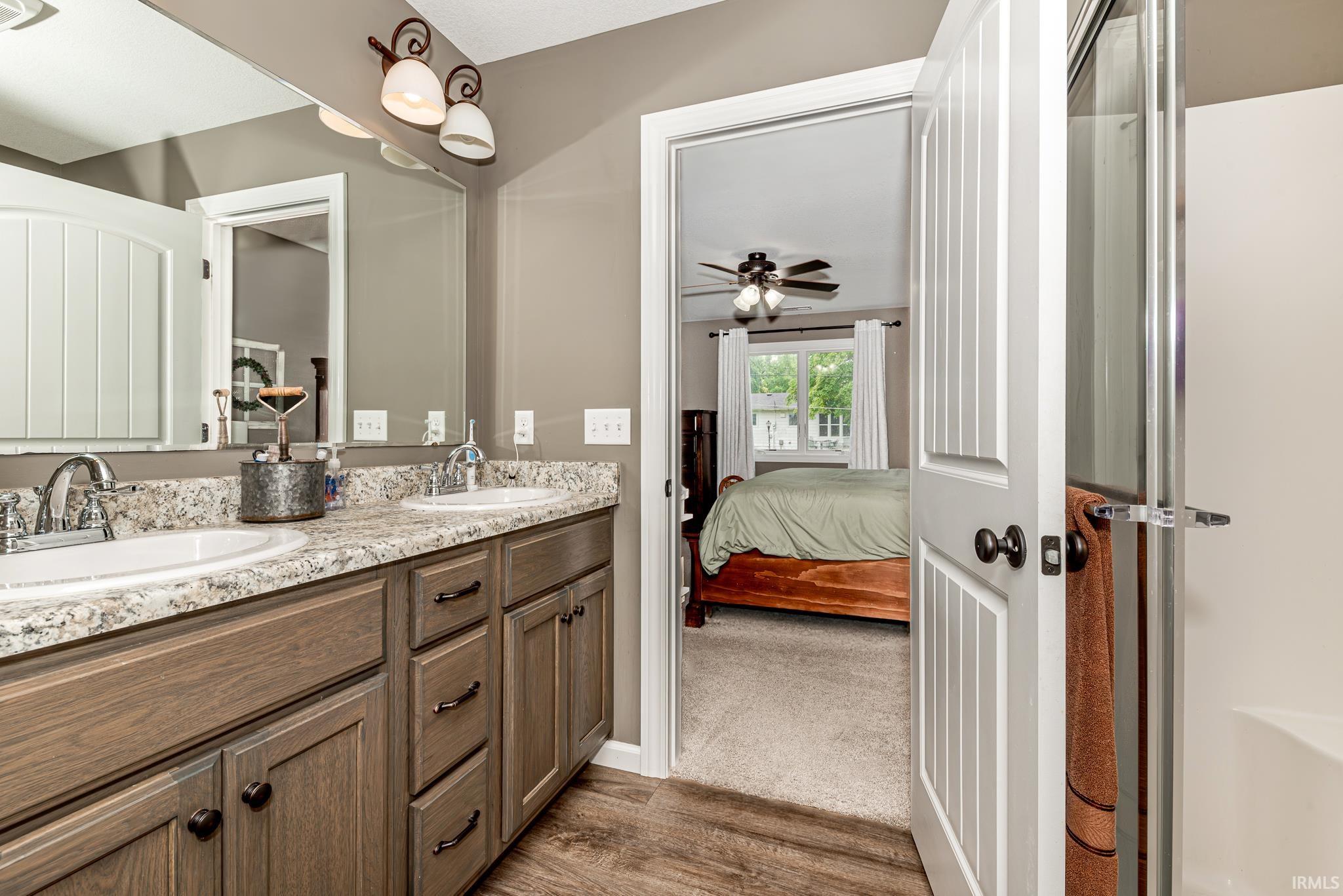 279 W Bay Bridge Court
