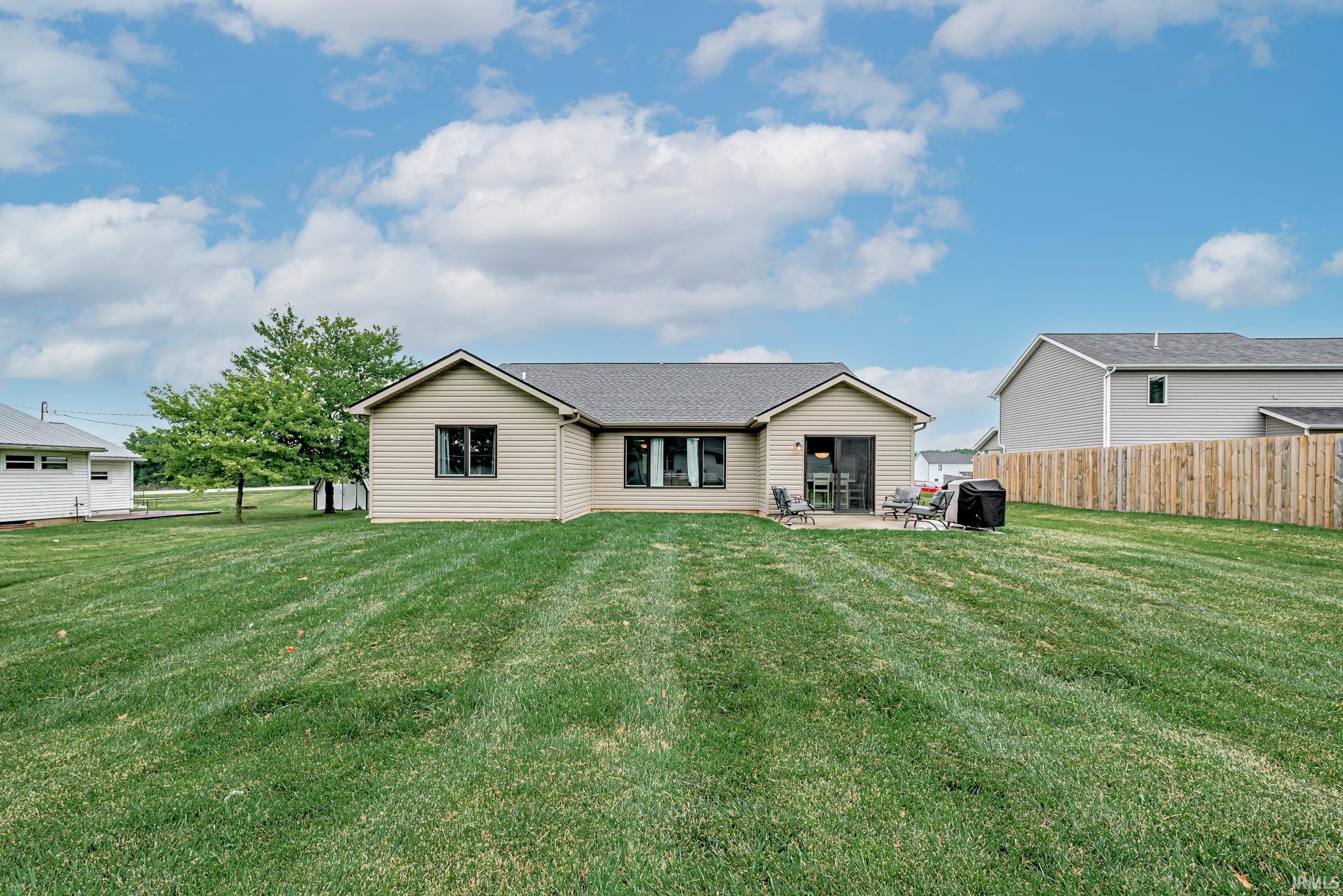 279 W Bay Bridge Court
