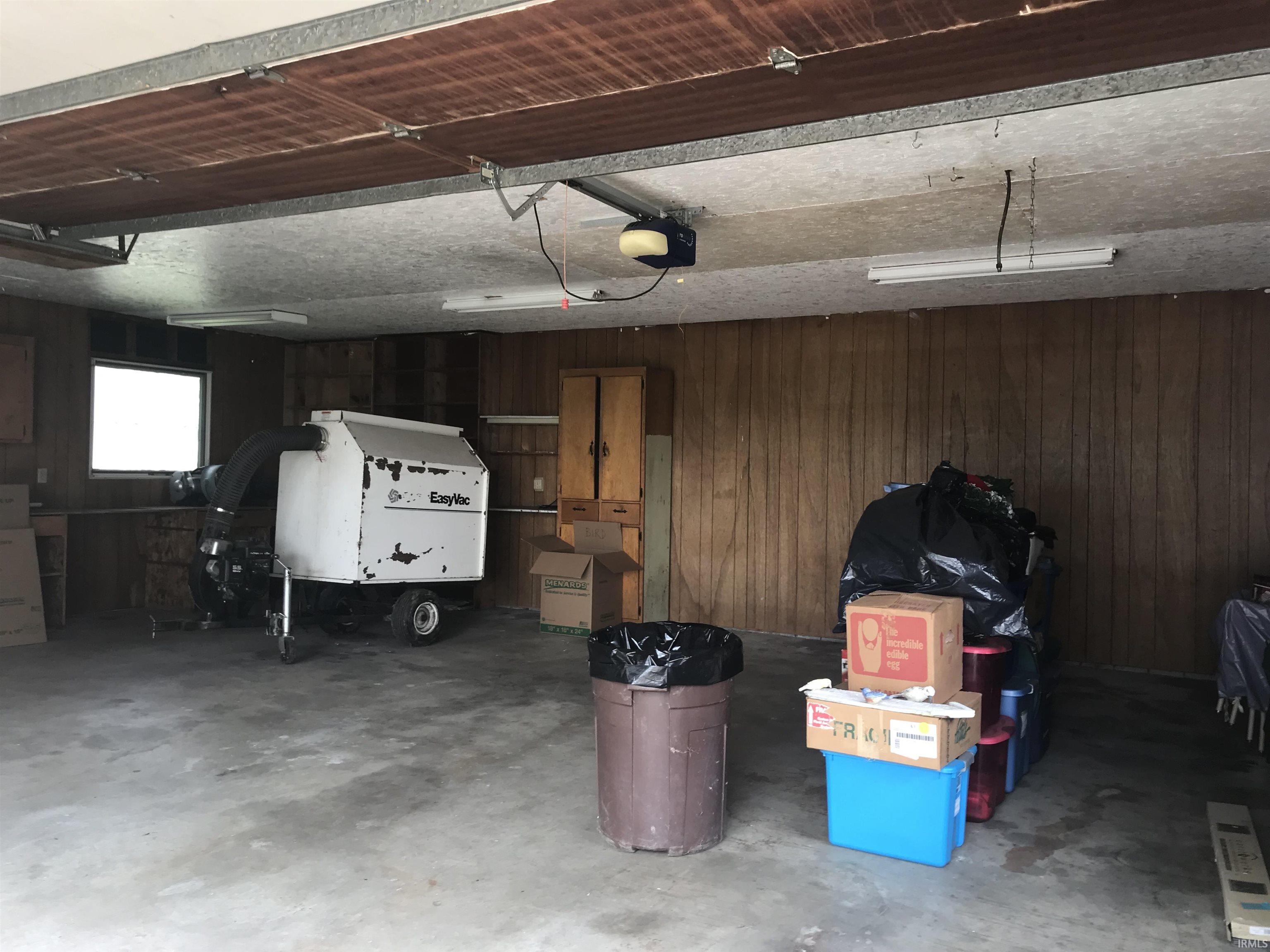 Photo 9 of 1550 W Union Street
