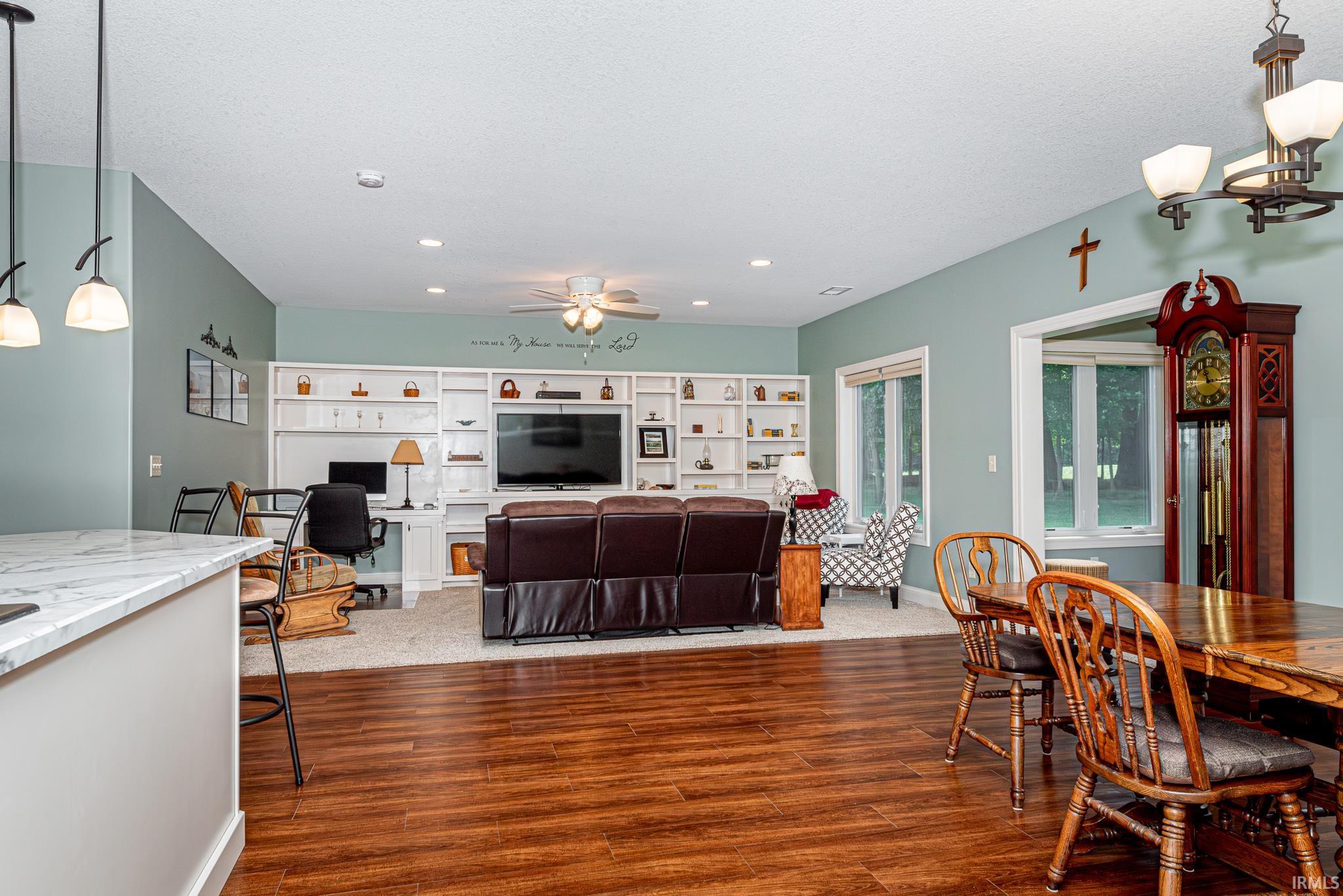 1171 W Whitetail Drive