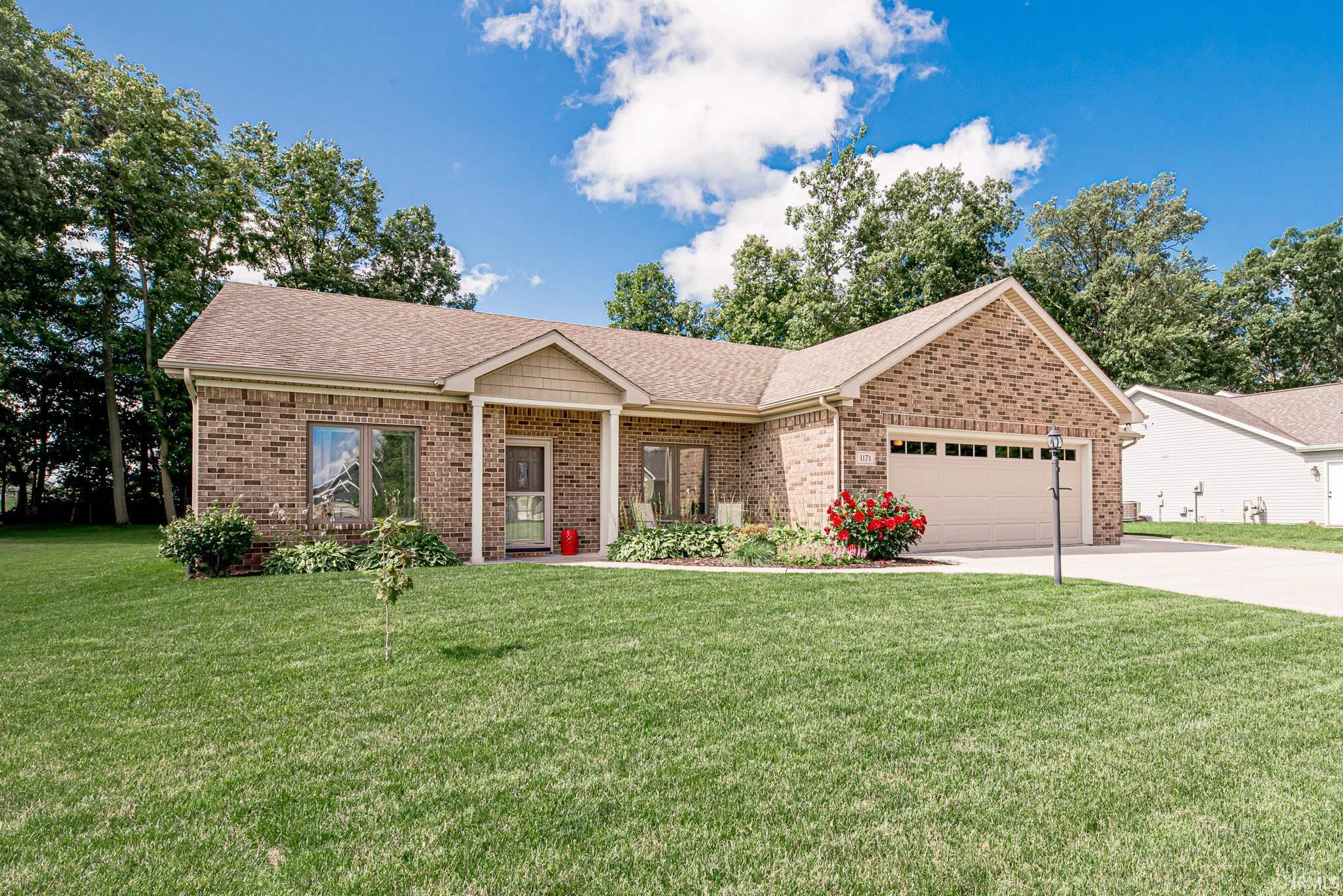 1171 W Whitetail Drive