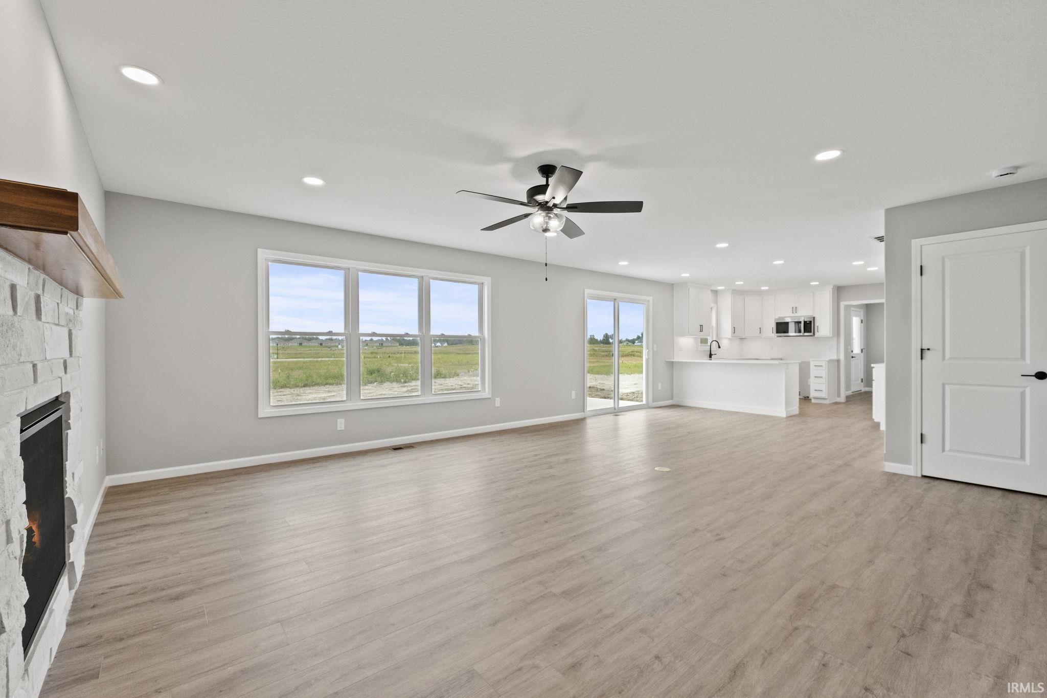 Photo 4 of 1432 Tamalpais Drive