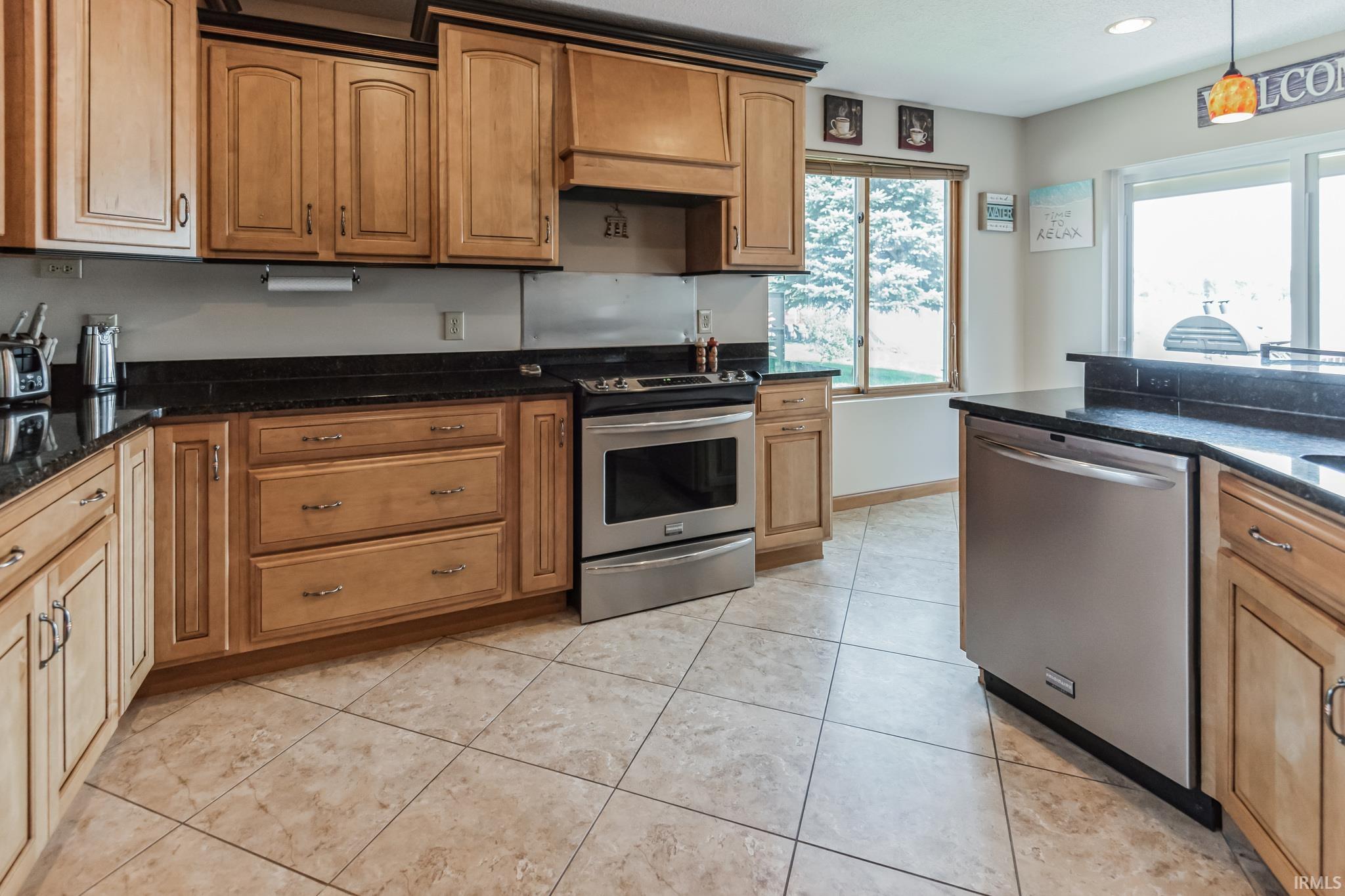 Photo 8 of 5207 S Highpoint Drive