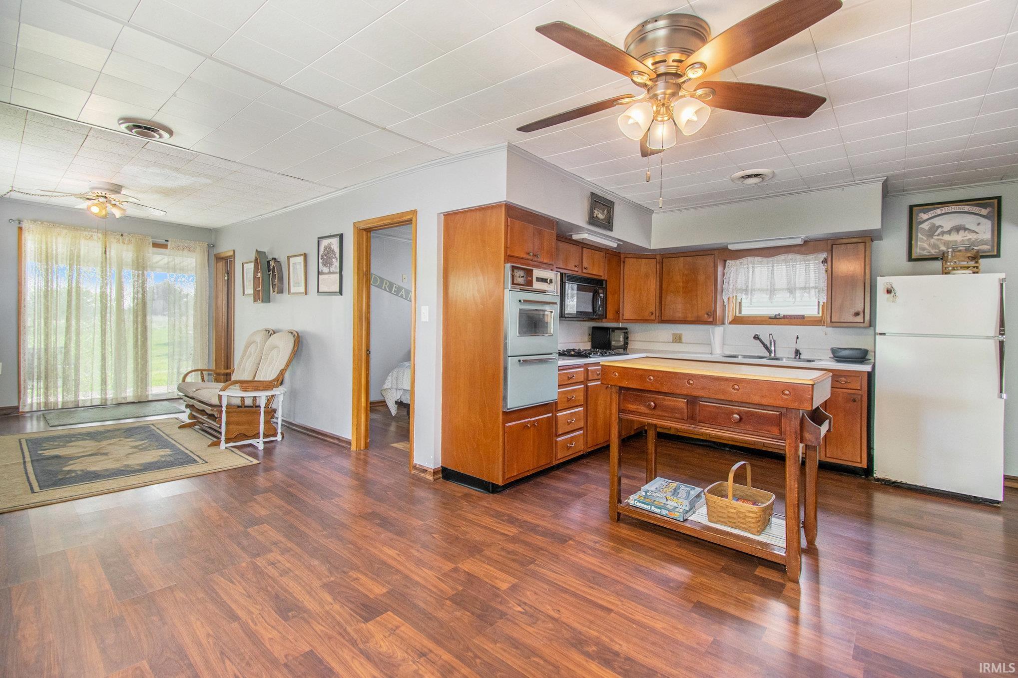 Photo 5 of 9877 S 750 W Road