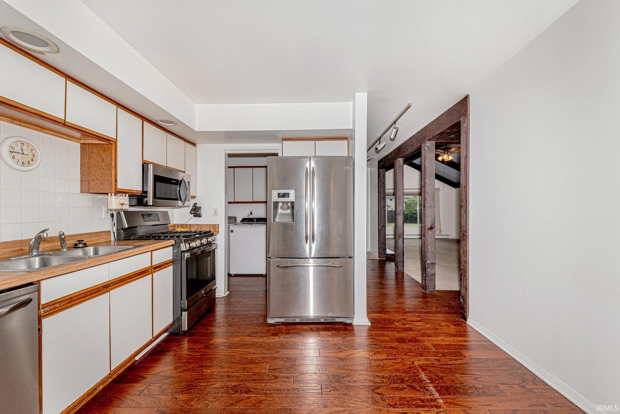 6807 Kanata Court