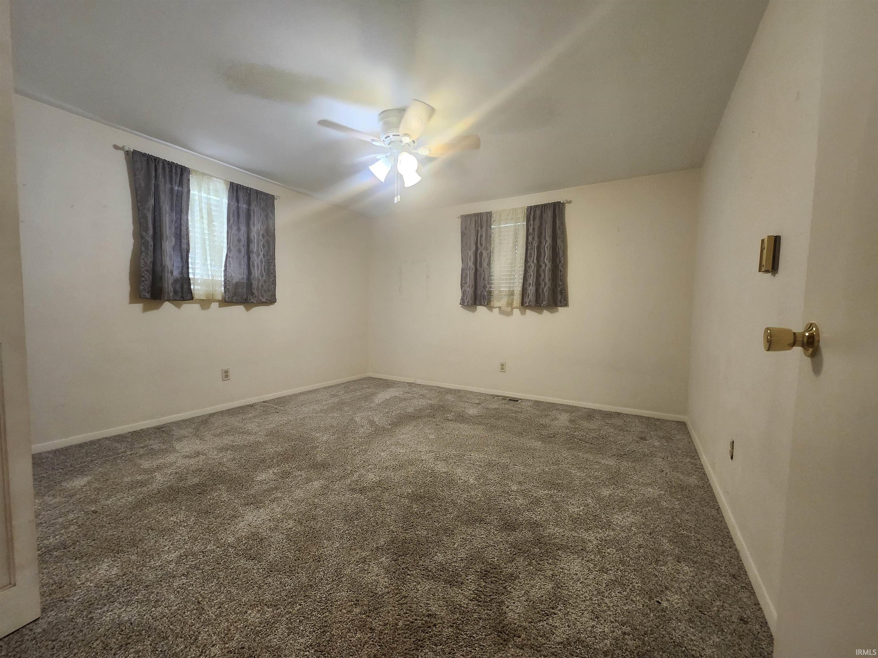 3 Blue River Drive