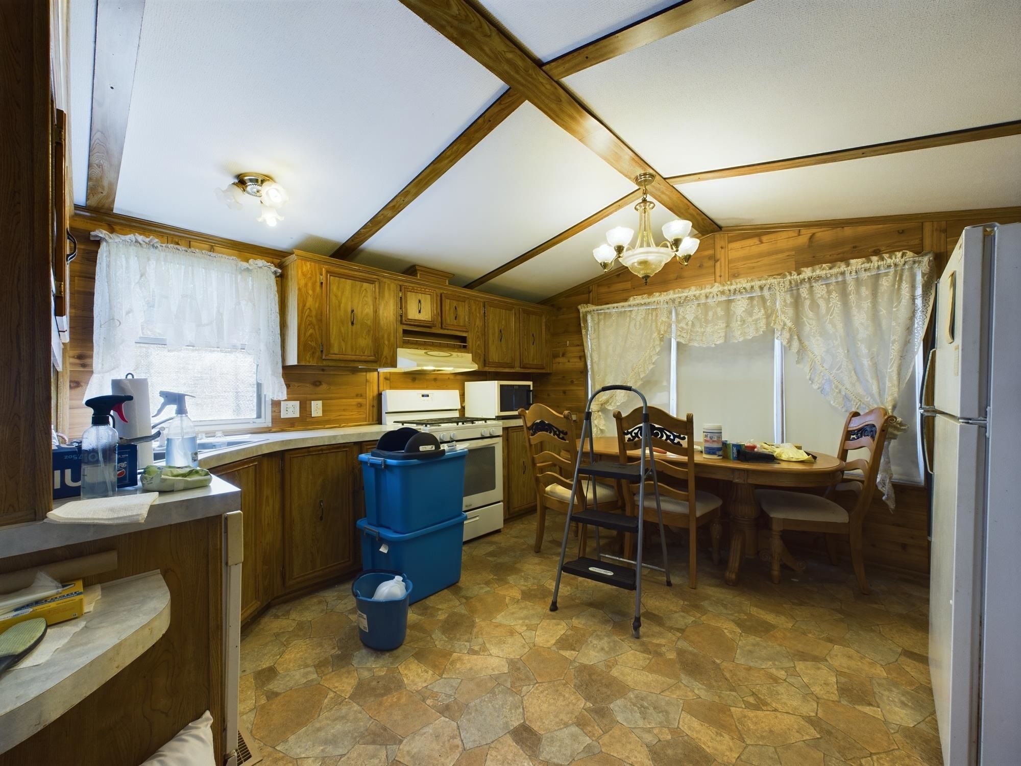 Photo 11 of 355 Swan Street