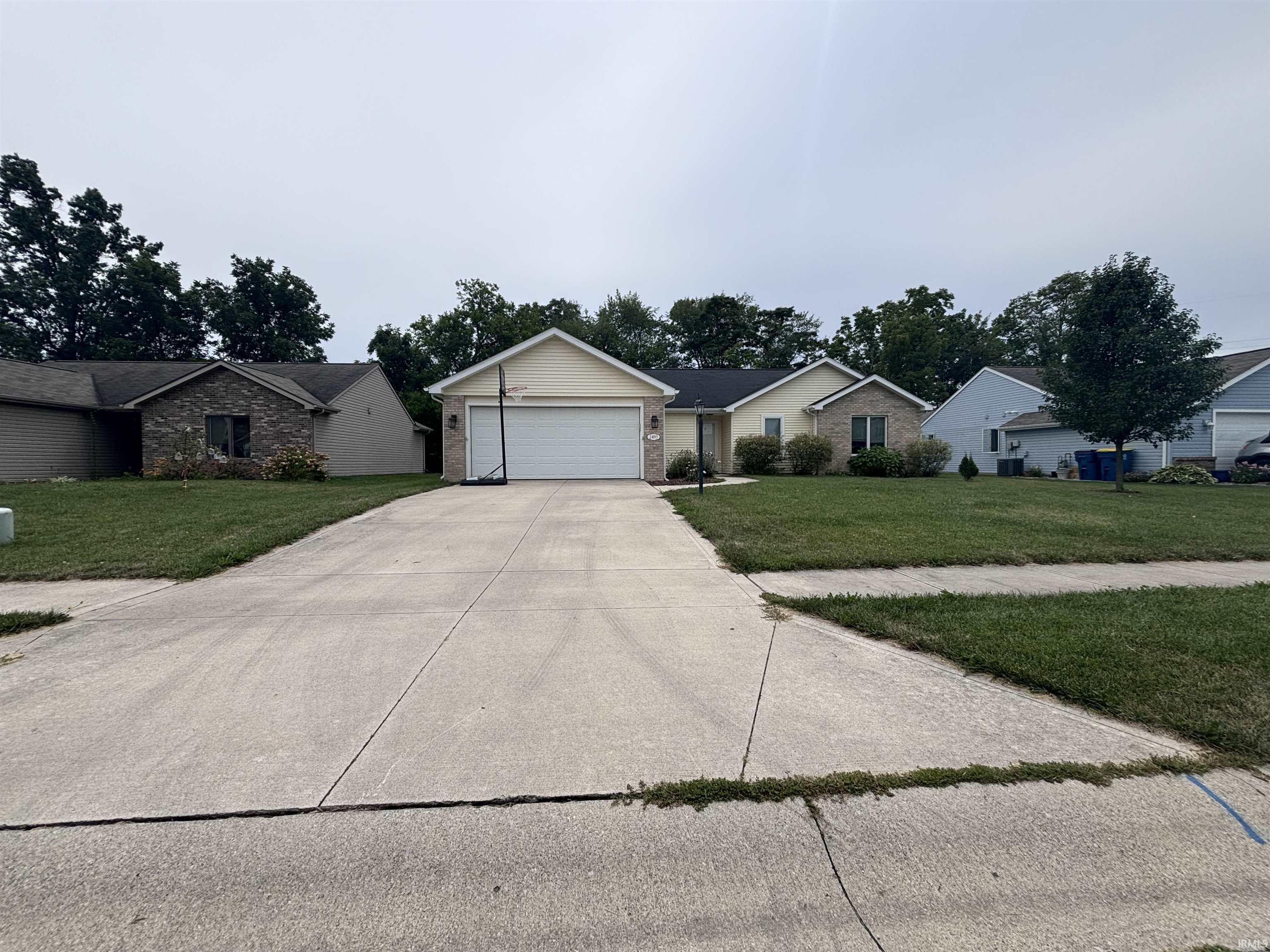 2493 Stonecrop Road