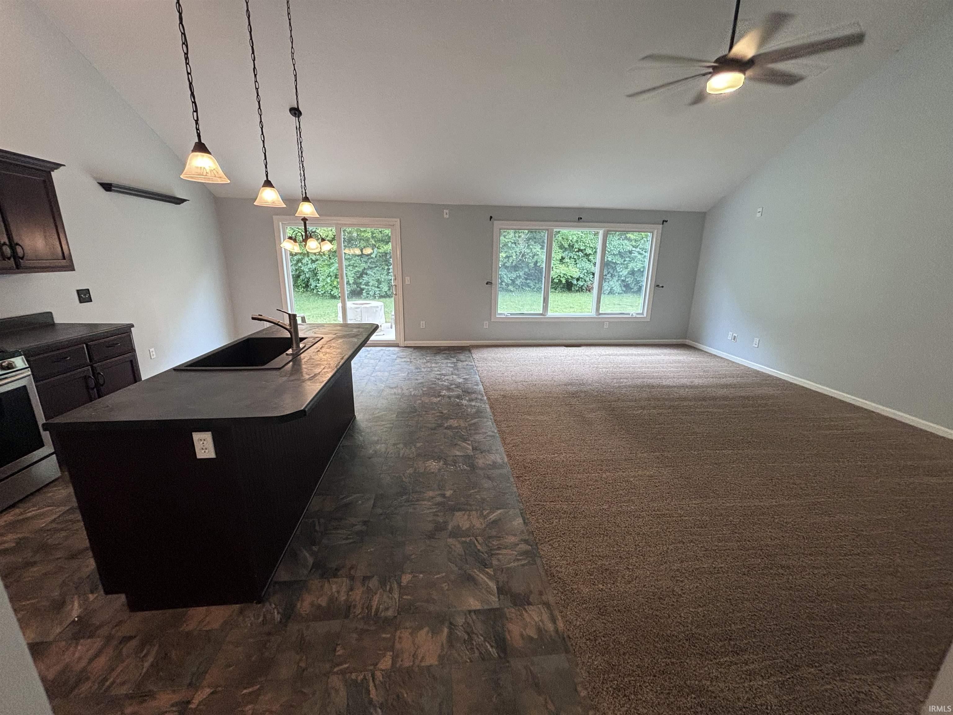 2493 Stonecrop Road