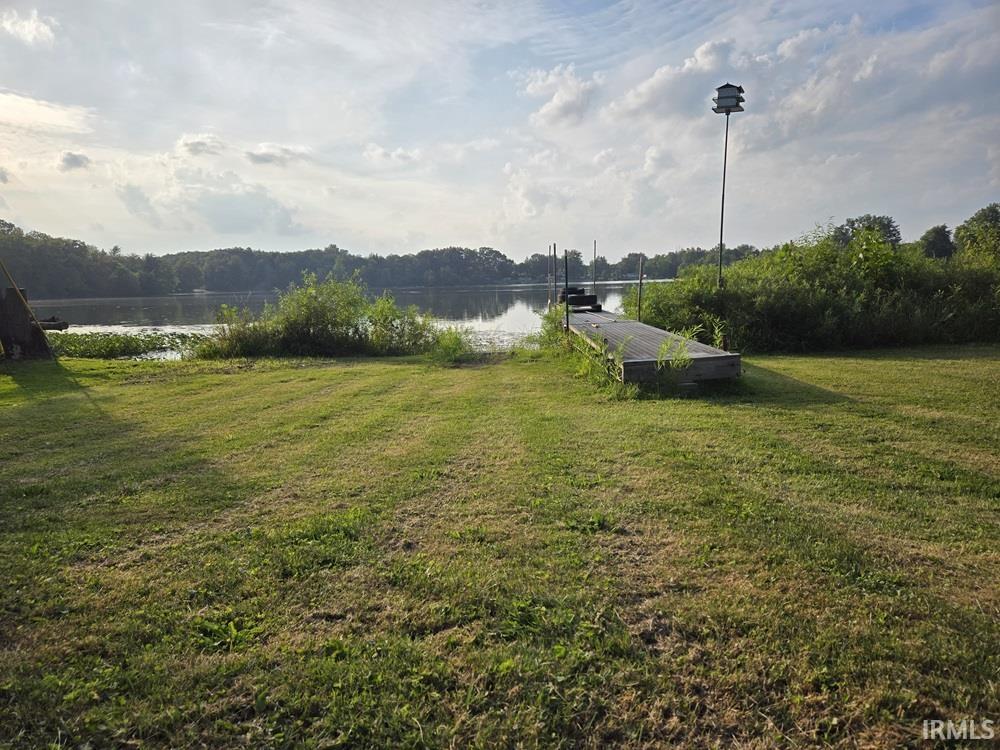 1499 Lakeshore Drive