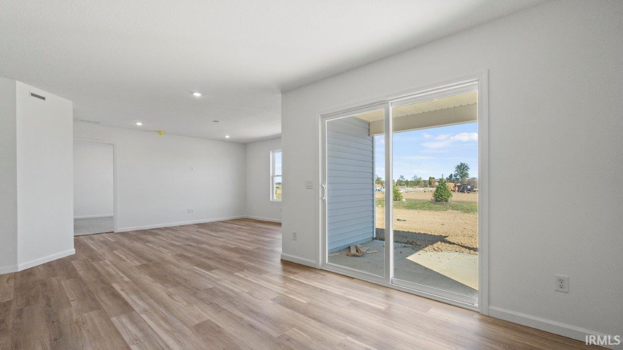 Photo 10 of 5125 Beechmont Lane