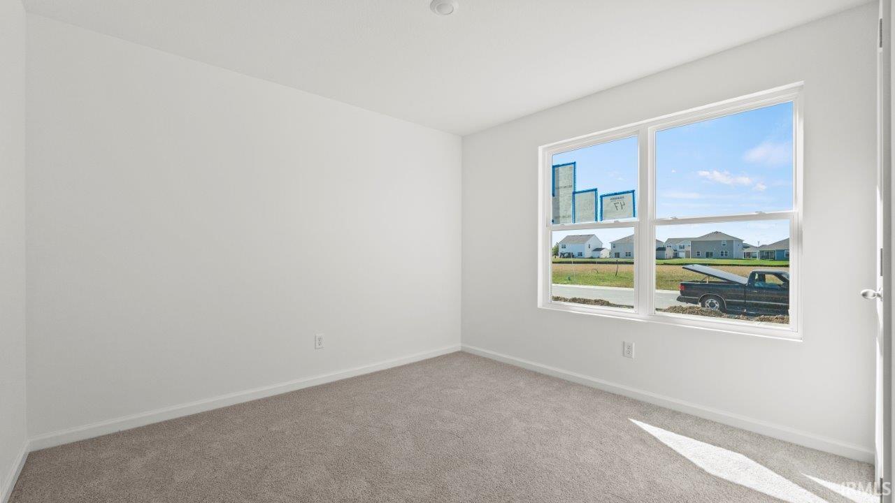 Photo 7 of 5125 Beechmont Lane
