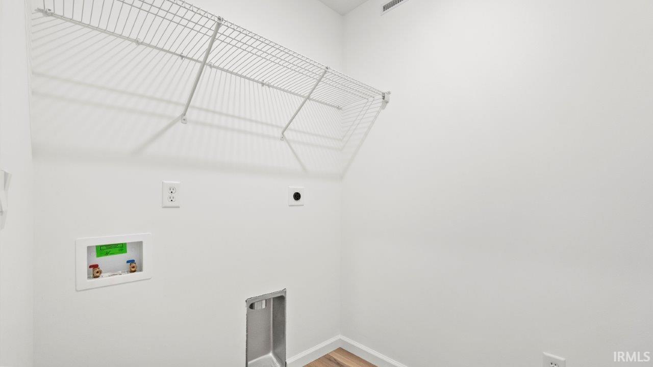 Photo 8 of 5125 Beechmont Lane