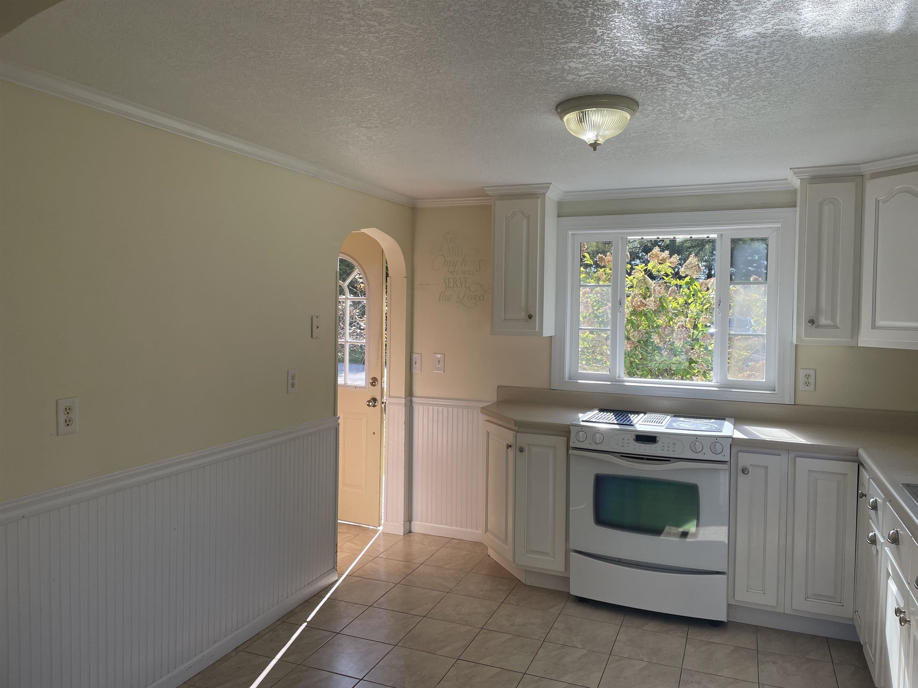 Photo 8 of 11585 E 565 N