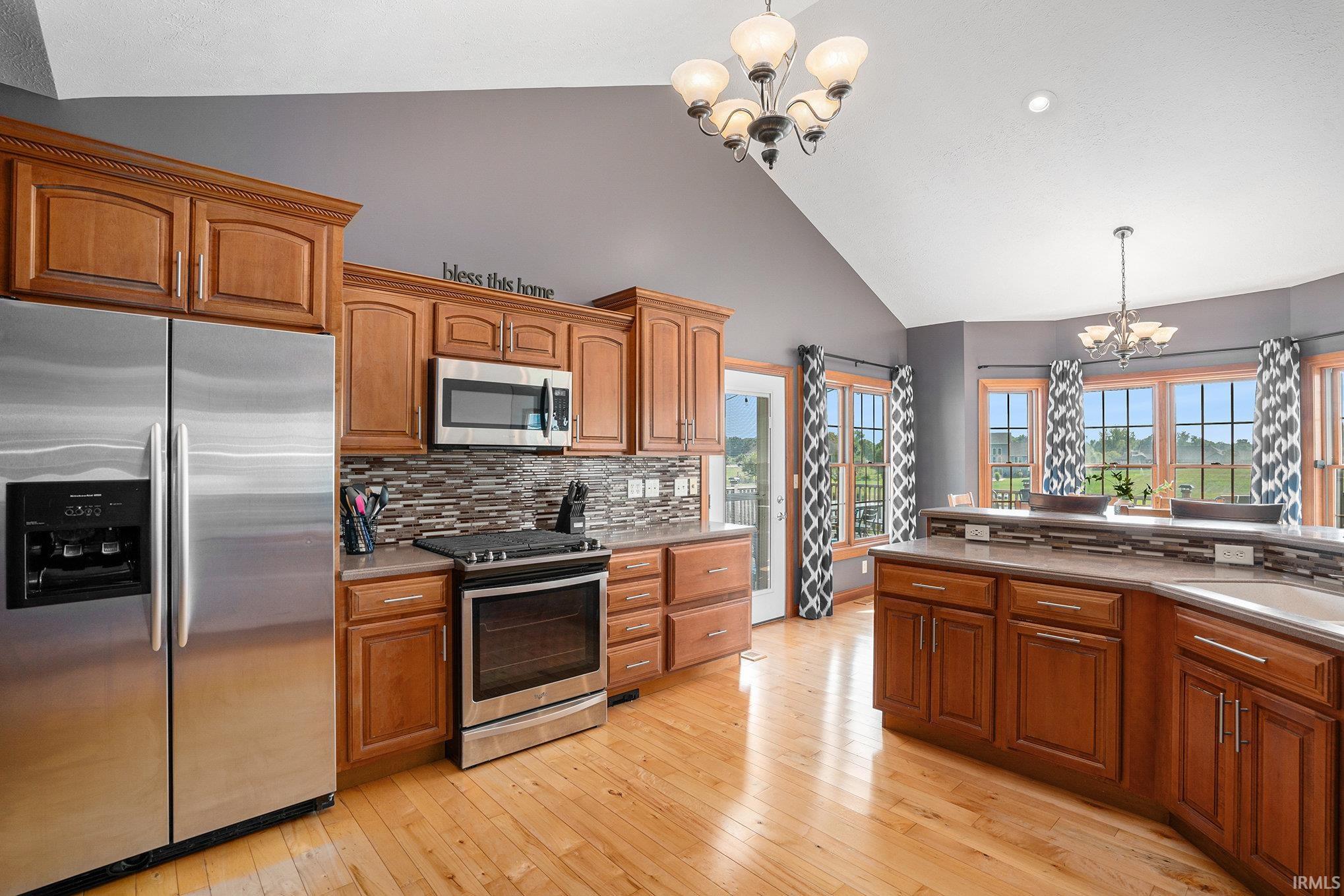 Photo 4 of 11334 Fishers Pond