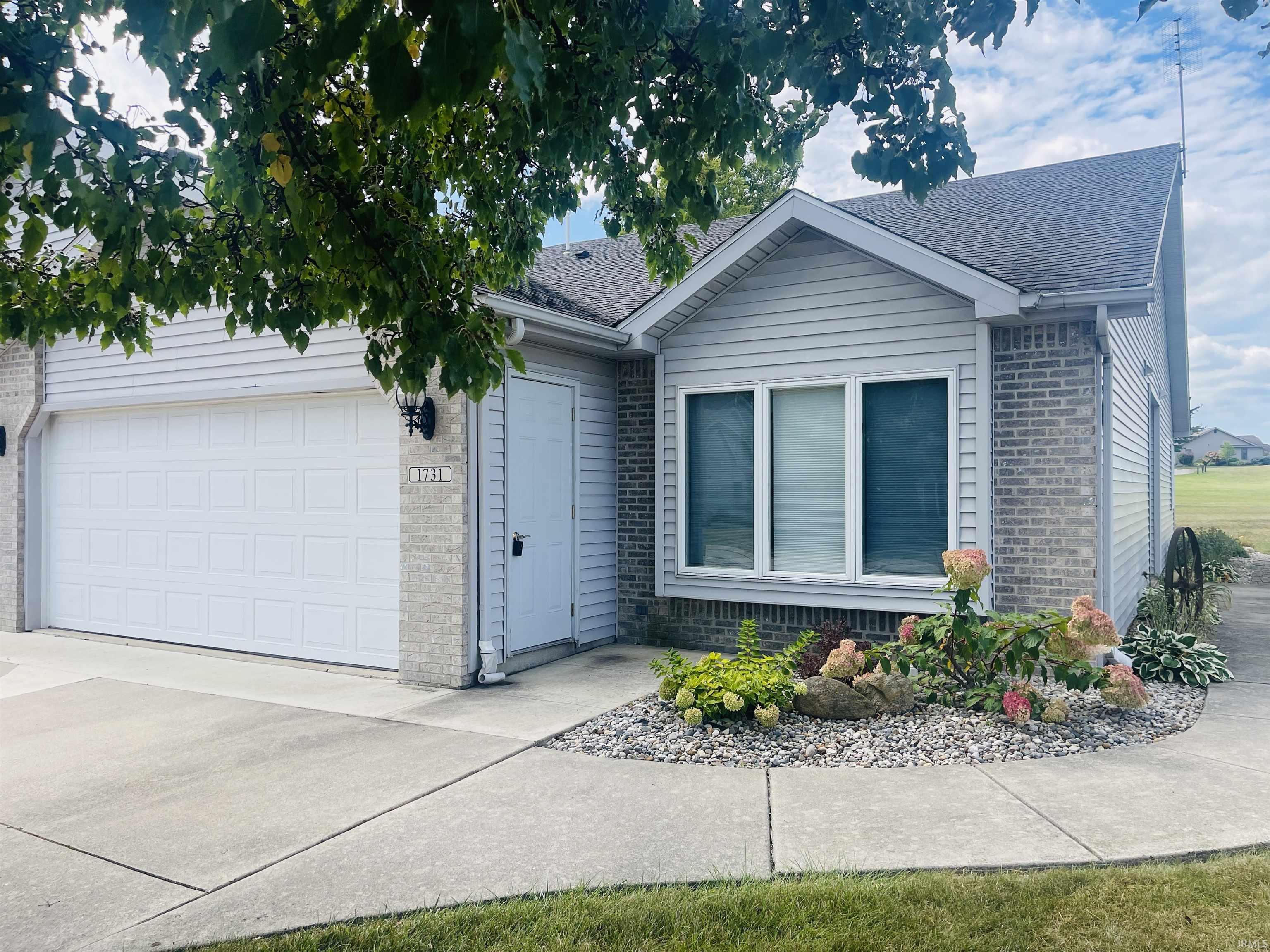 1731 E Inverness Circle